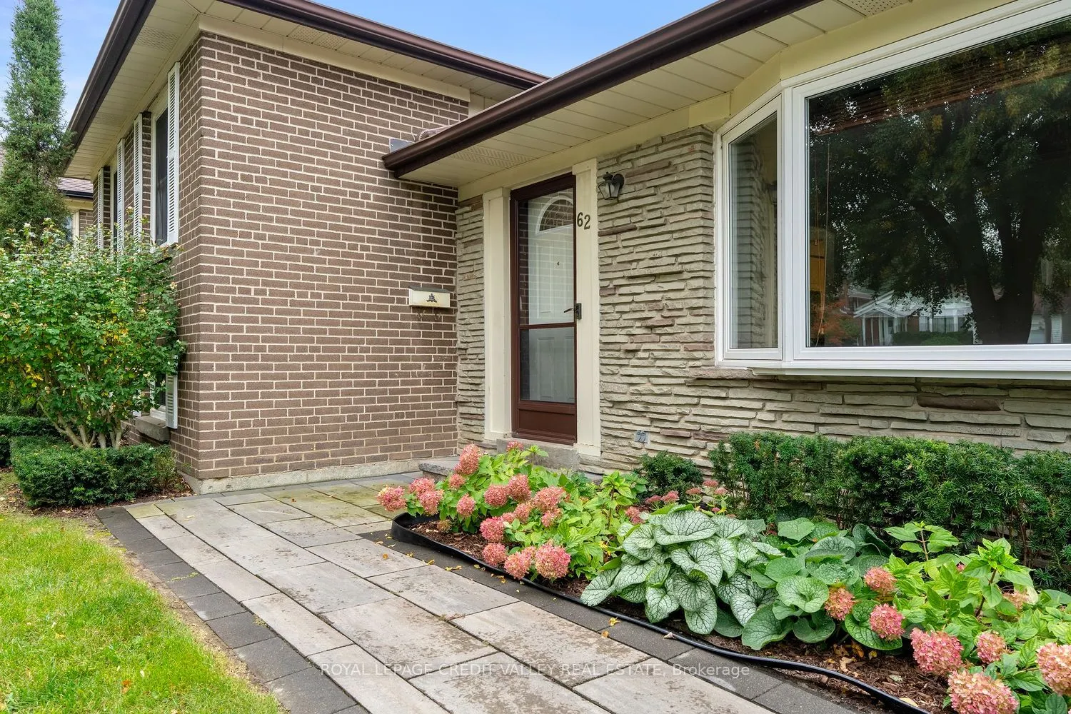 62 Summerside Crescent
