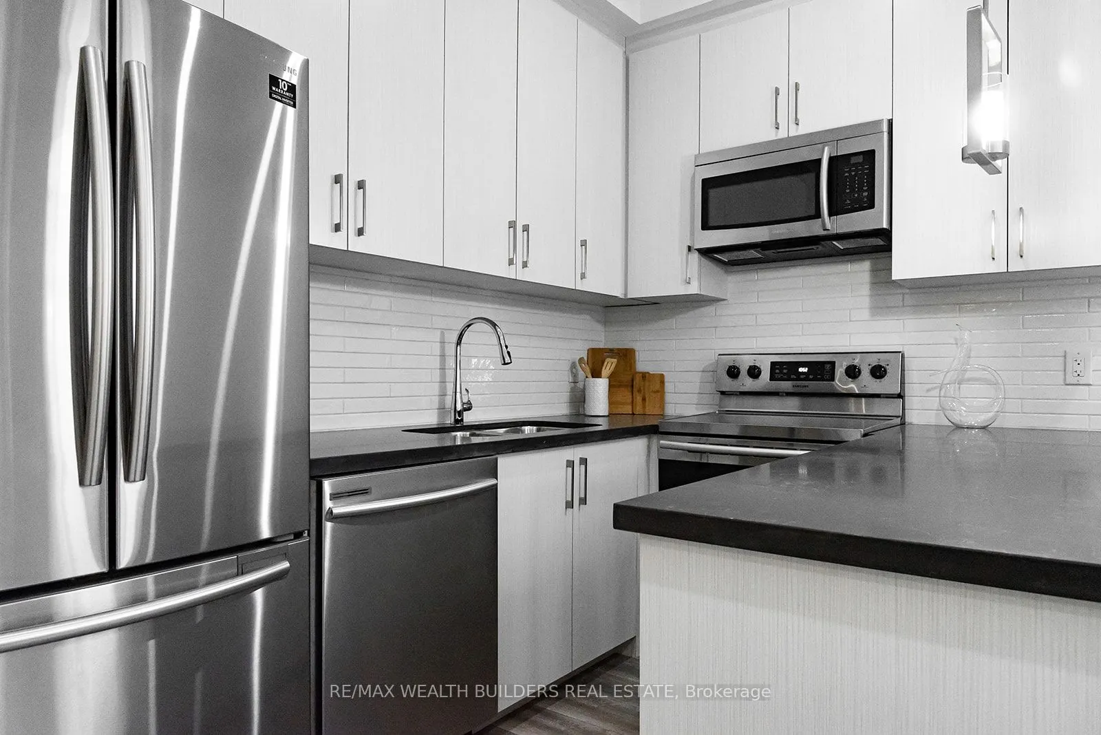 207 Jarvis Street #6