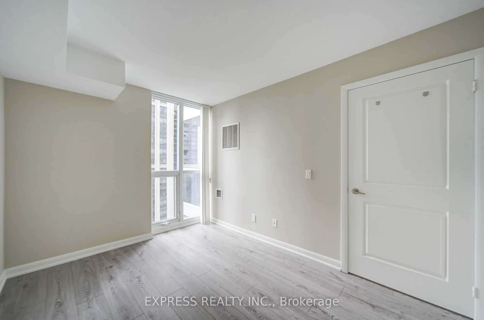 4978 Yonge Street #1005