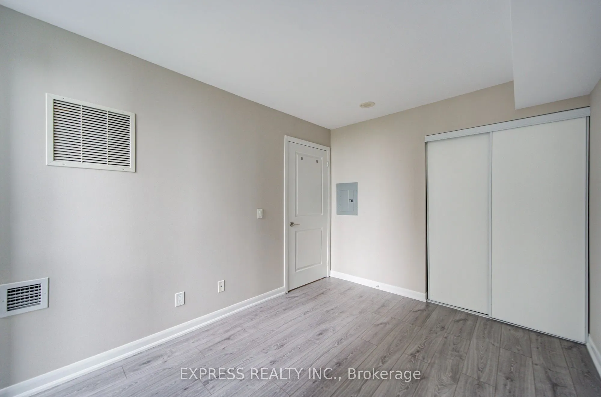 4978 Yonge Street #1005