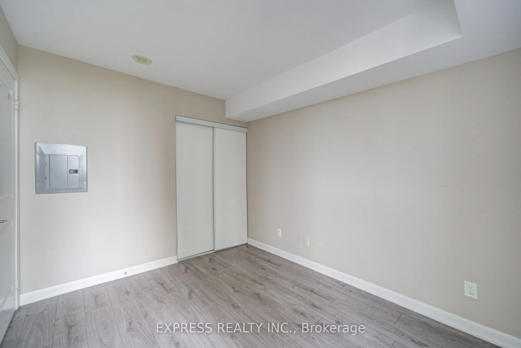 4978 Yonge Street #1005