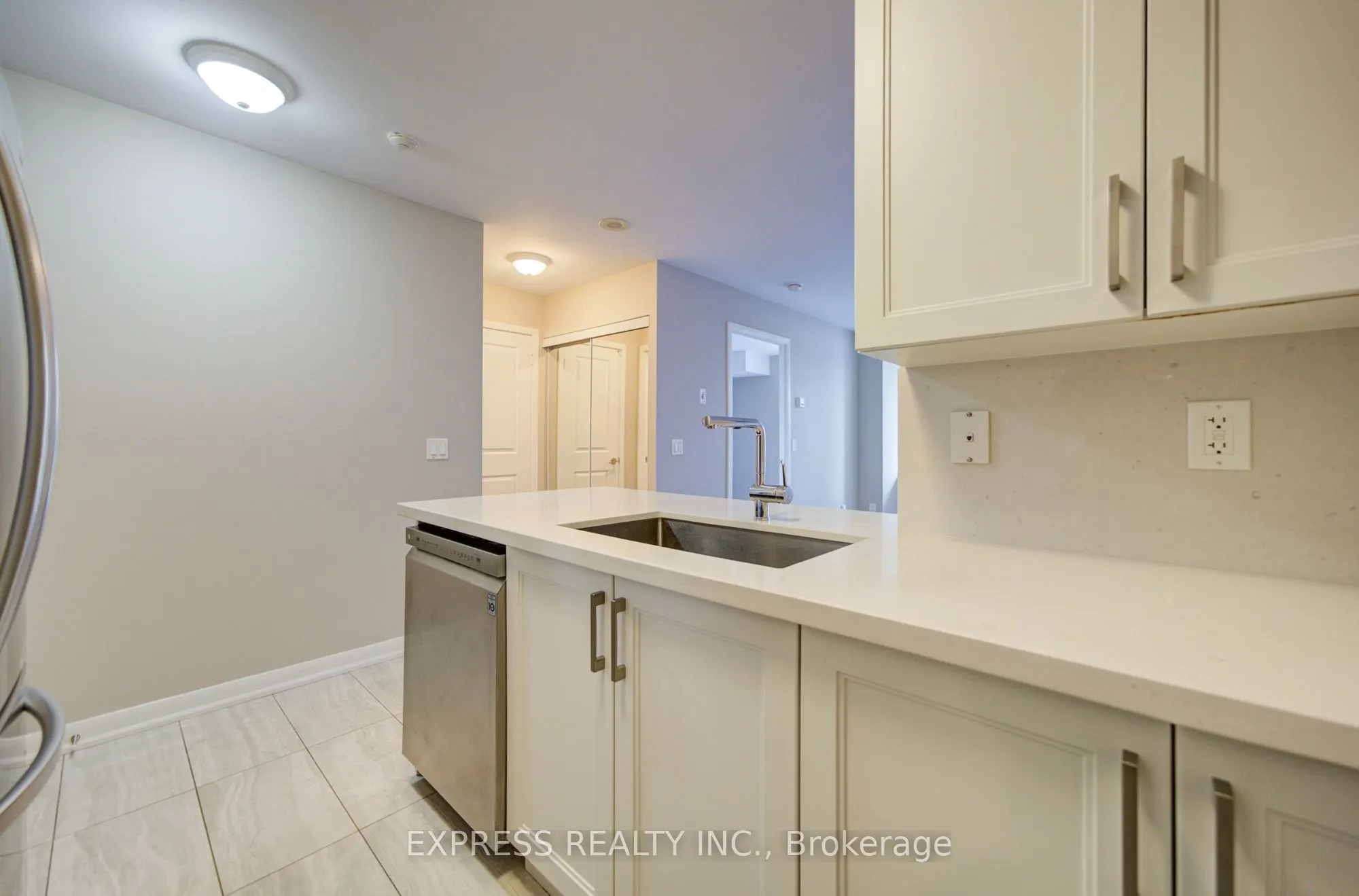 4978 Yonge Street #1005