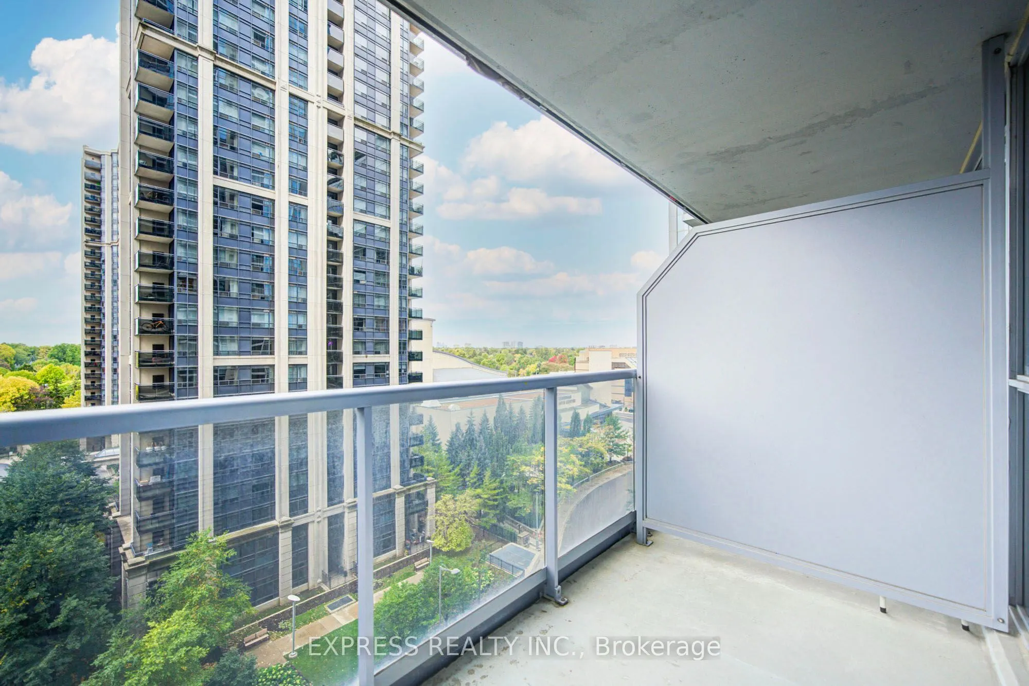 4978 Yonge Street #1005