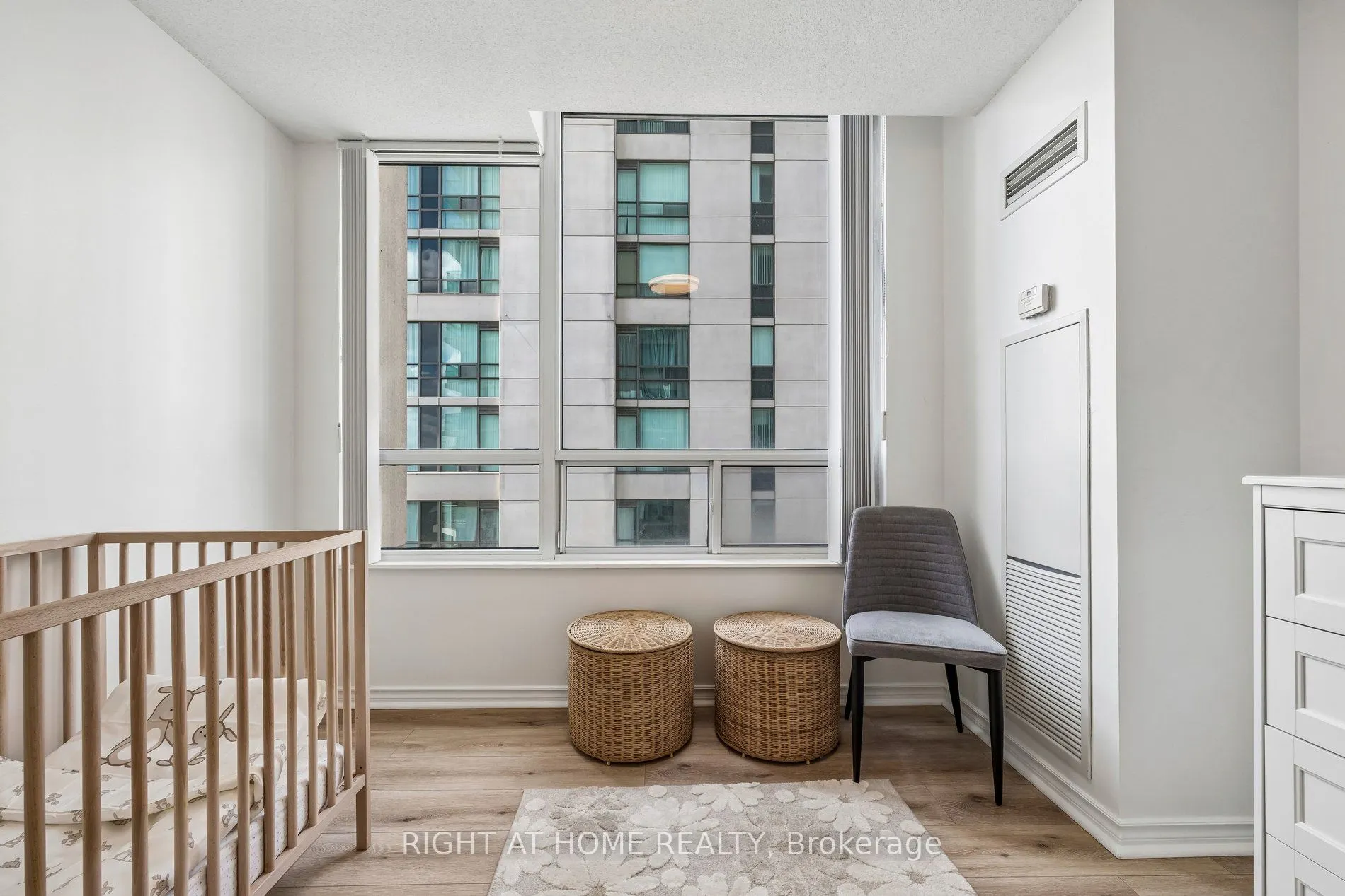503 Beecroft Road #1116
