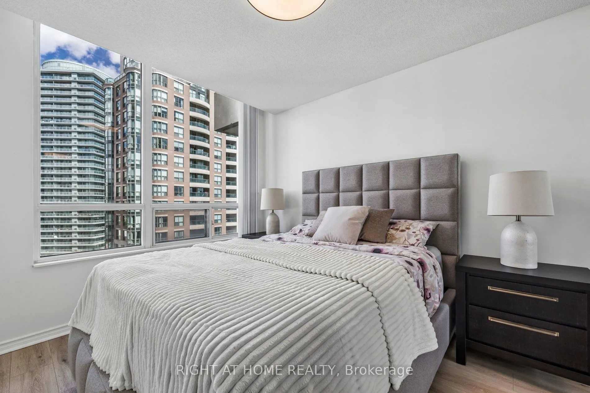 503 Beecroft Road #1116