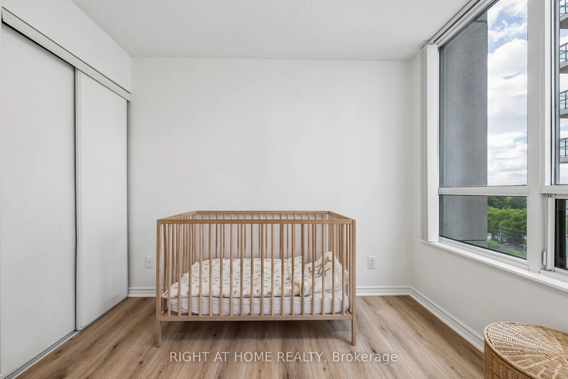 503 Beecroft Road #1116