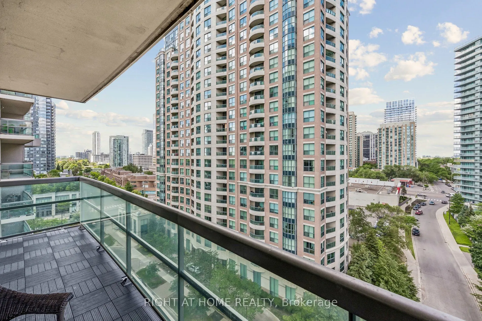 503 Beecroft Road #1116