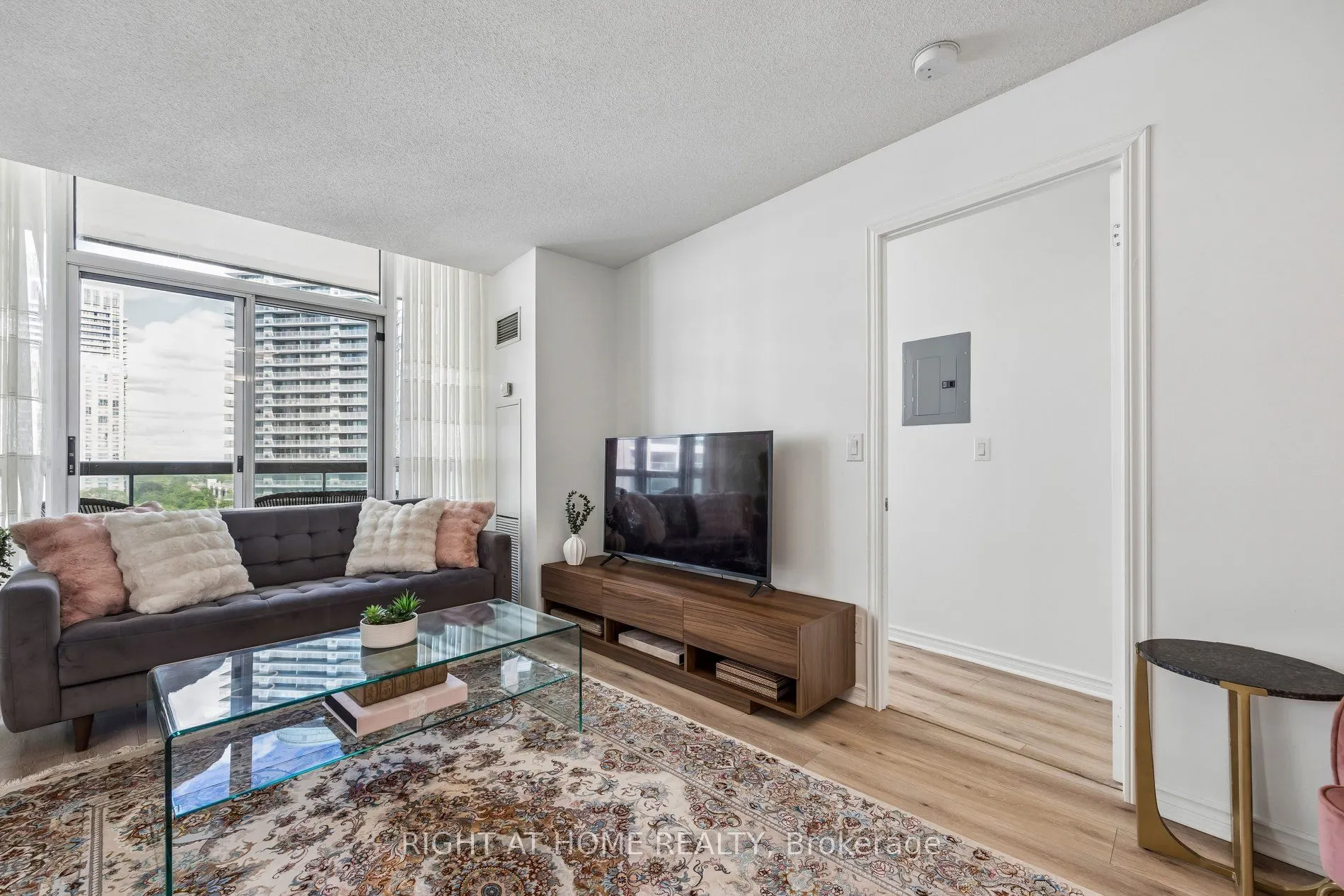 503 Beecroft Road #1116