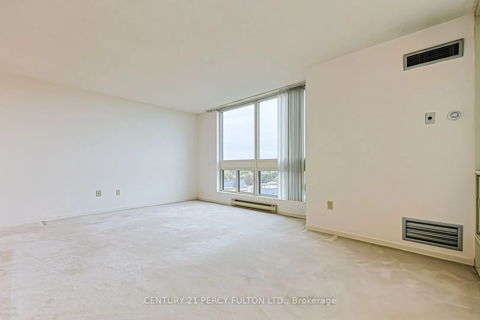 5 Kenneth Avenue #907