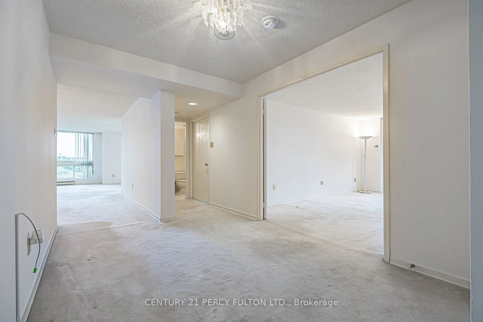 5 Kenneth Avenue #907