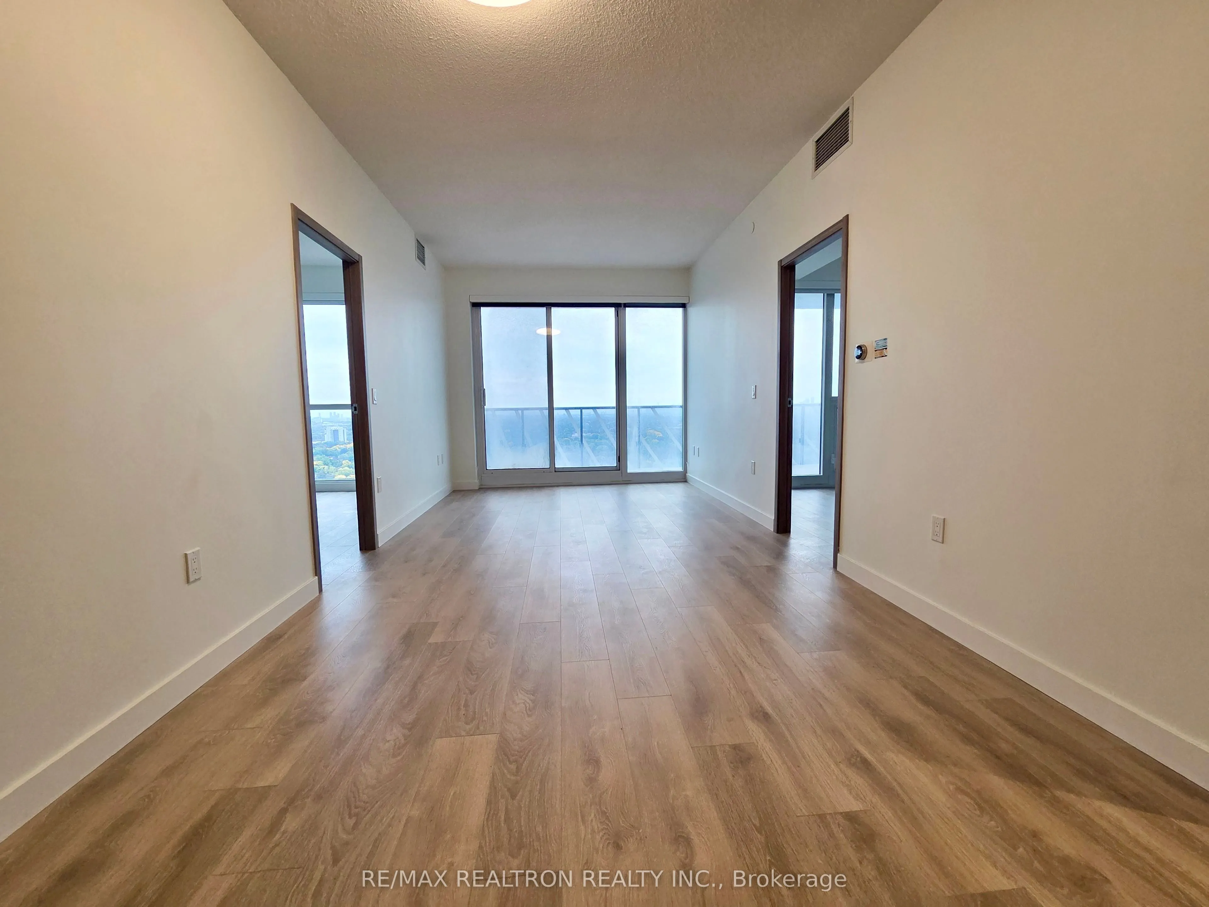 85 McMahon Drive #3102