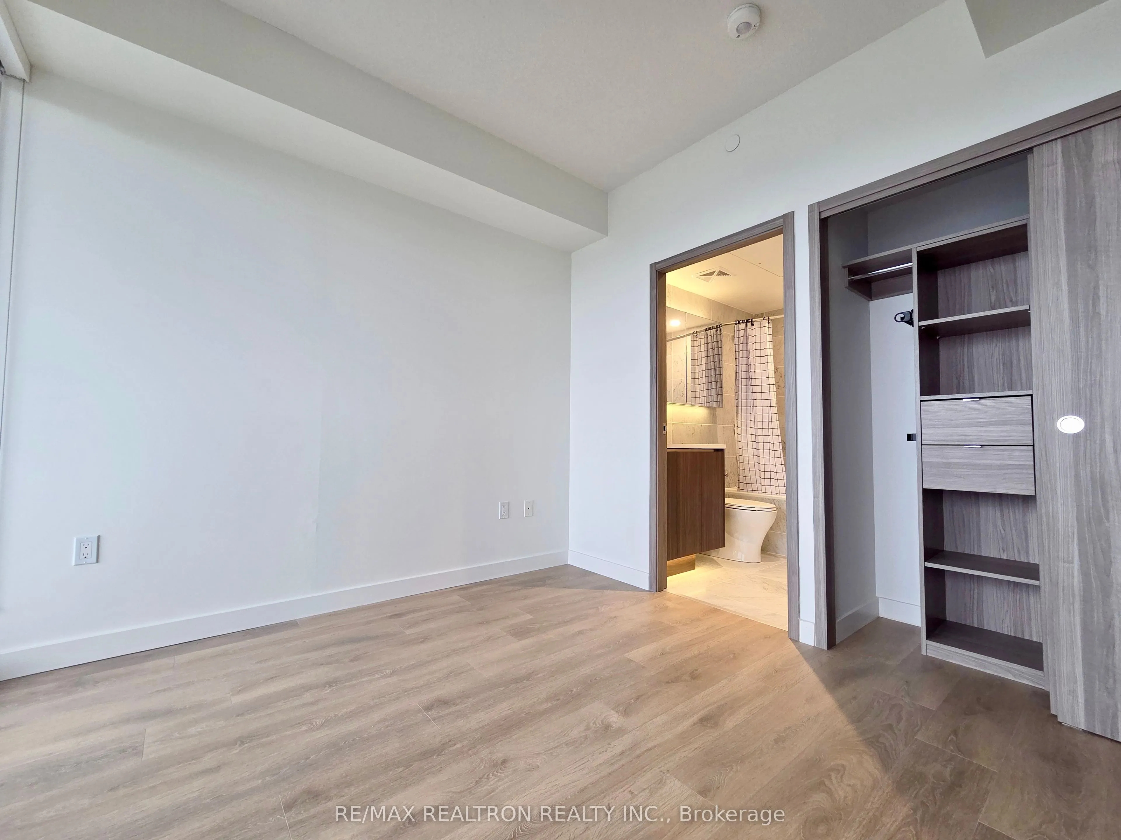 85 McMahon Drive #3102