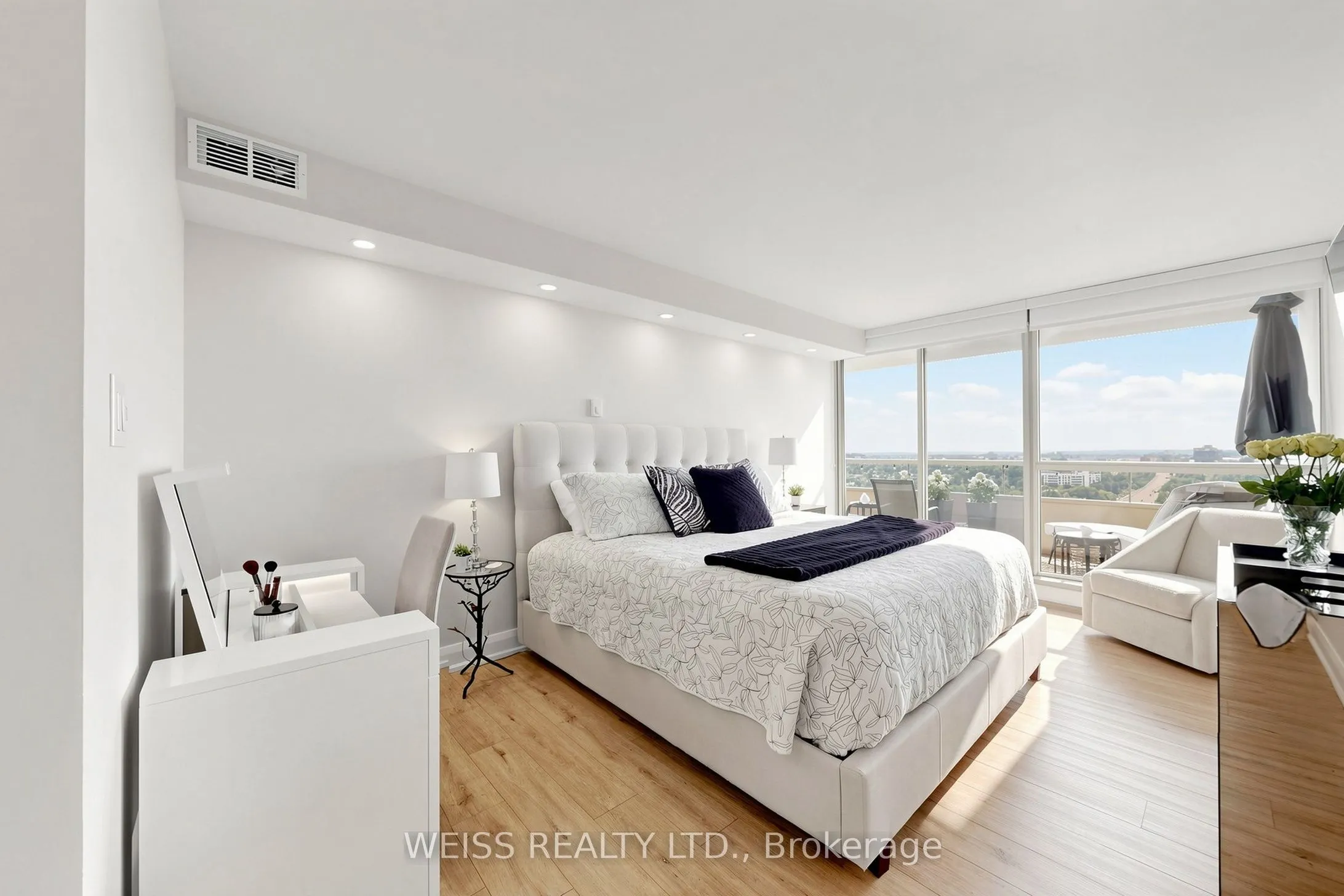 10 Torresdale Avenue #2104