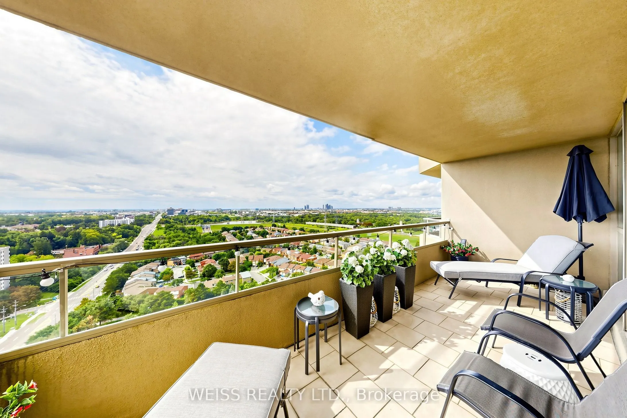 10 Torresdale Avenue #2104
