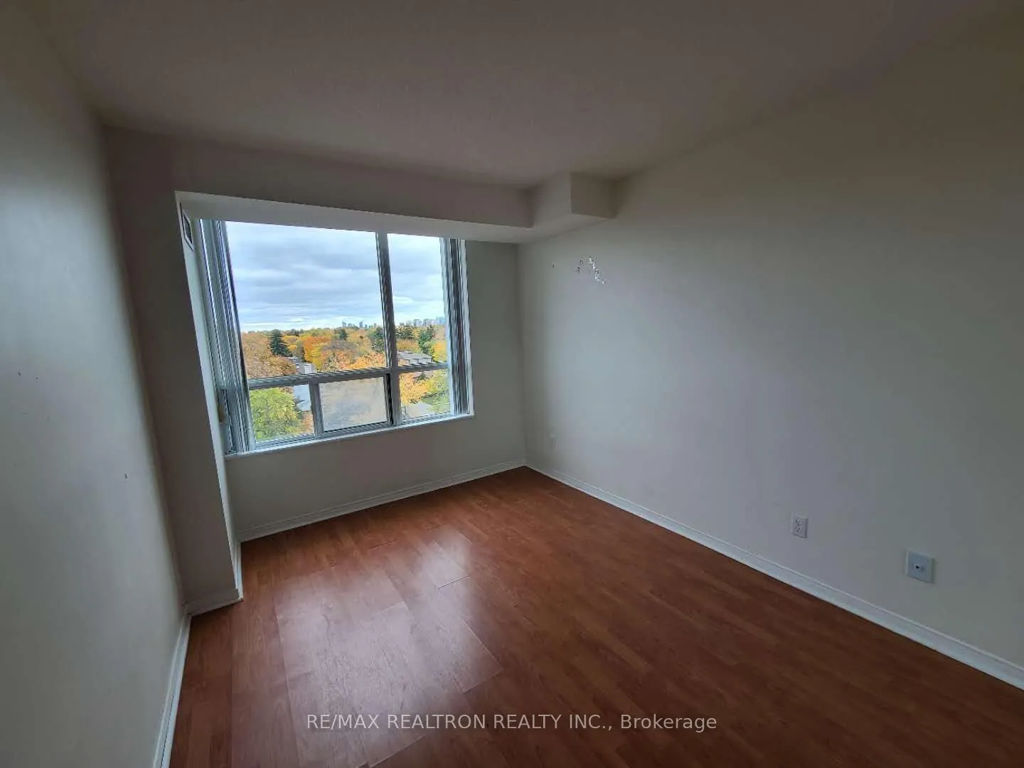 238 Doris Avenue #1006