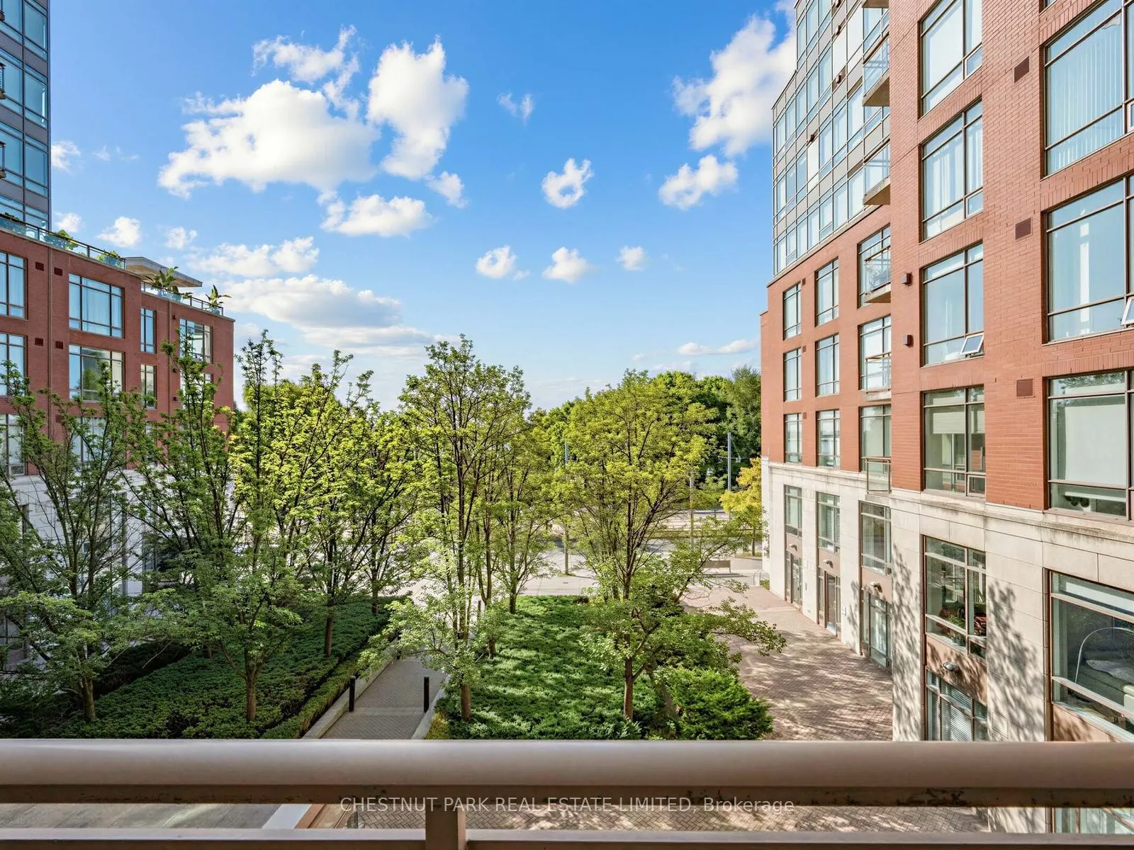 500 Queens Quay #318W