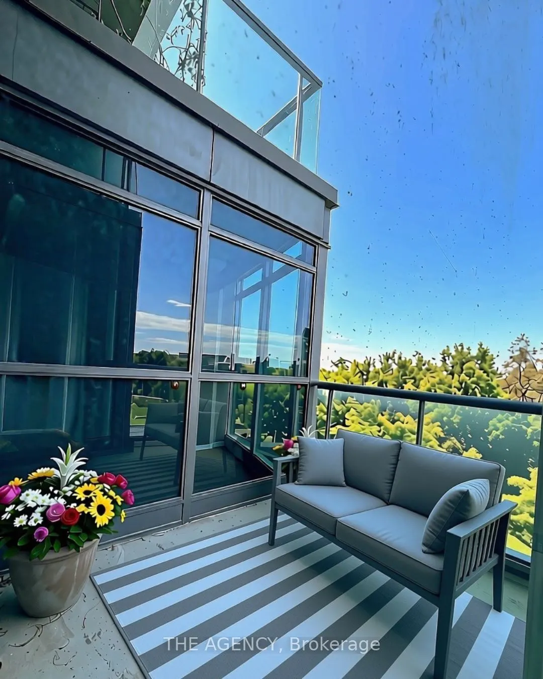 219 Fort York Boulevard S #612
