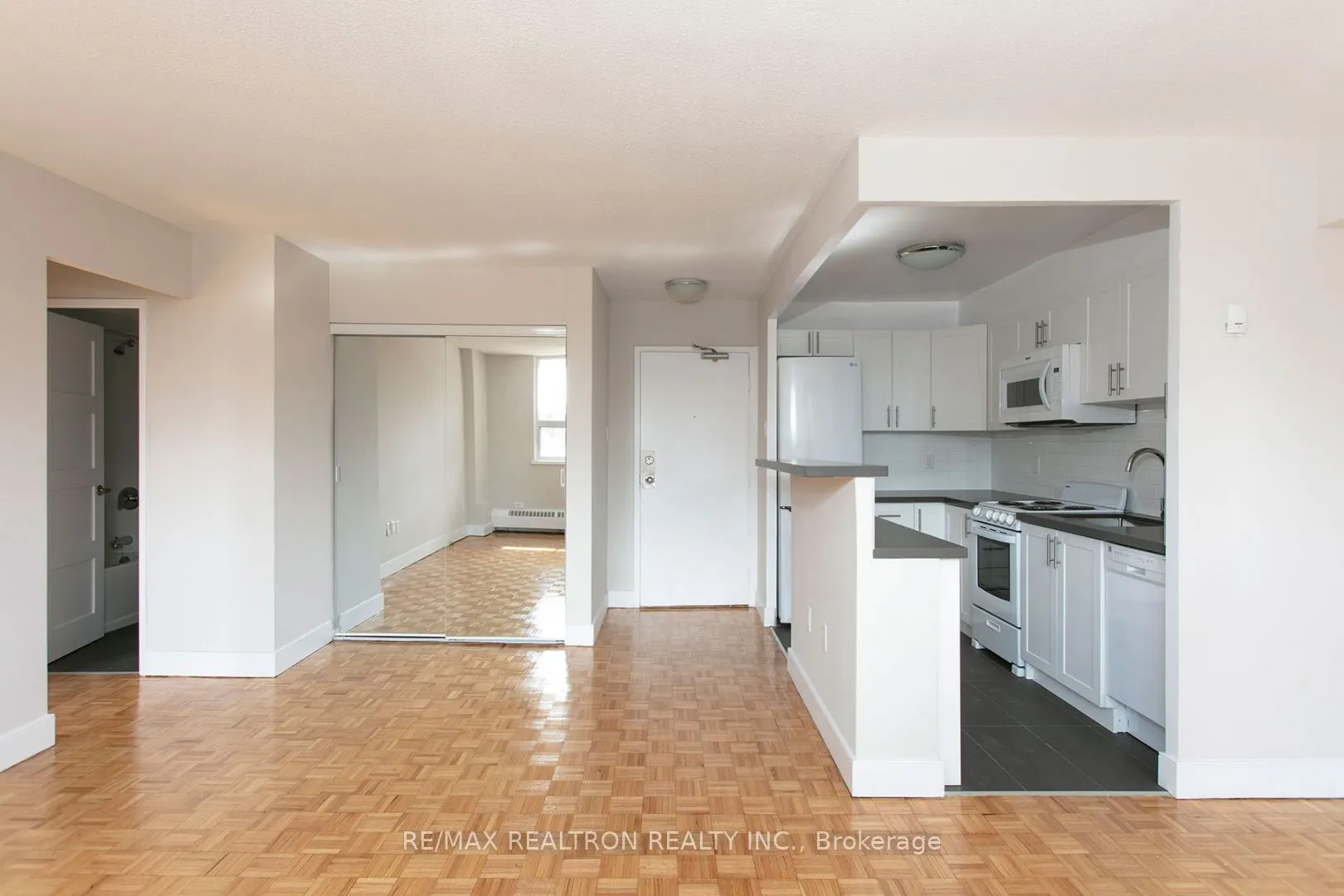 1500 Bathurst Street #907