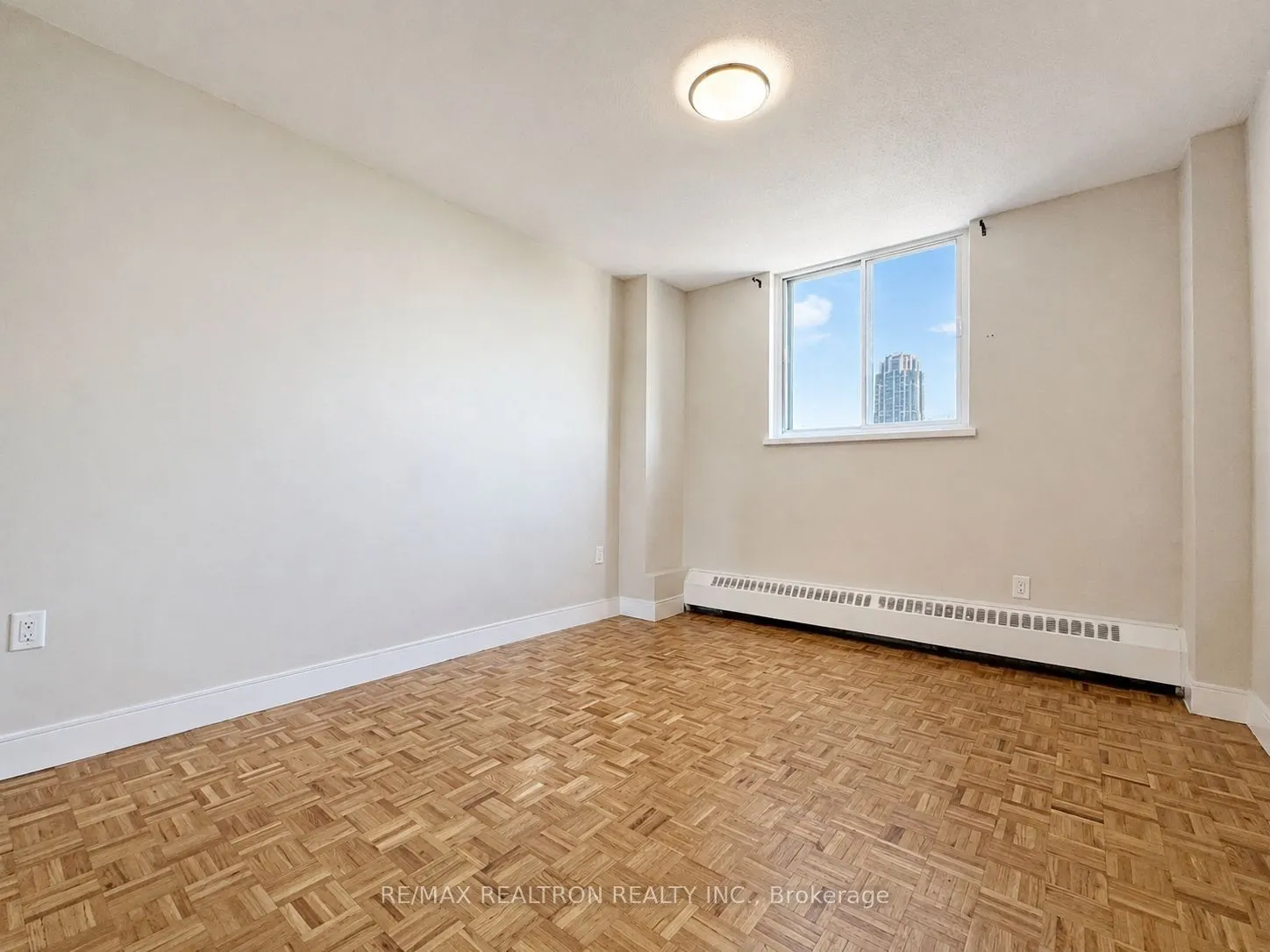 1500 Bathurst Street #907