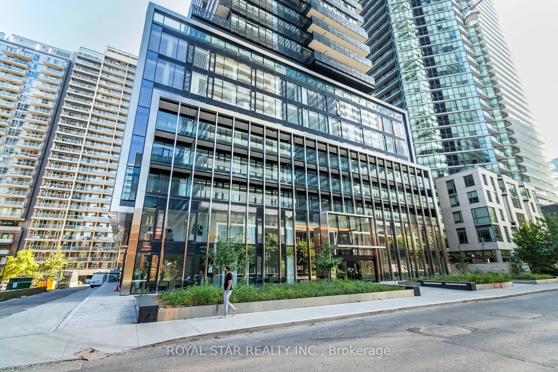 55 Charles Street E #1304