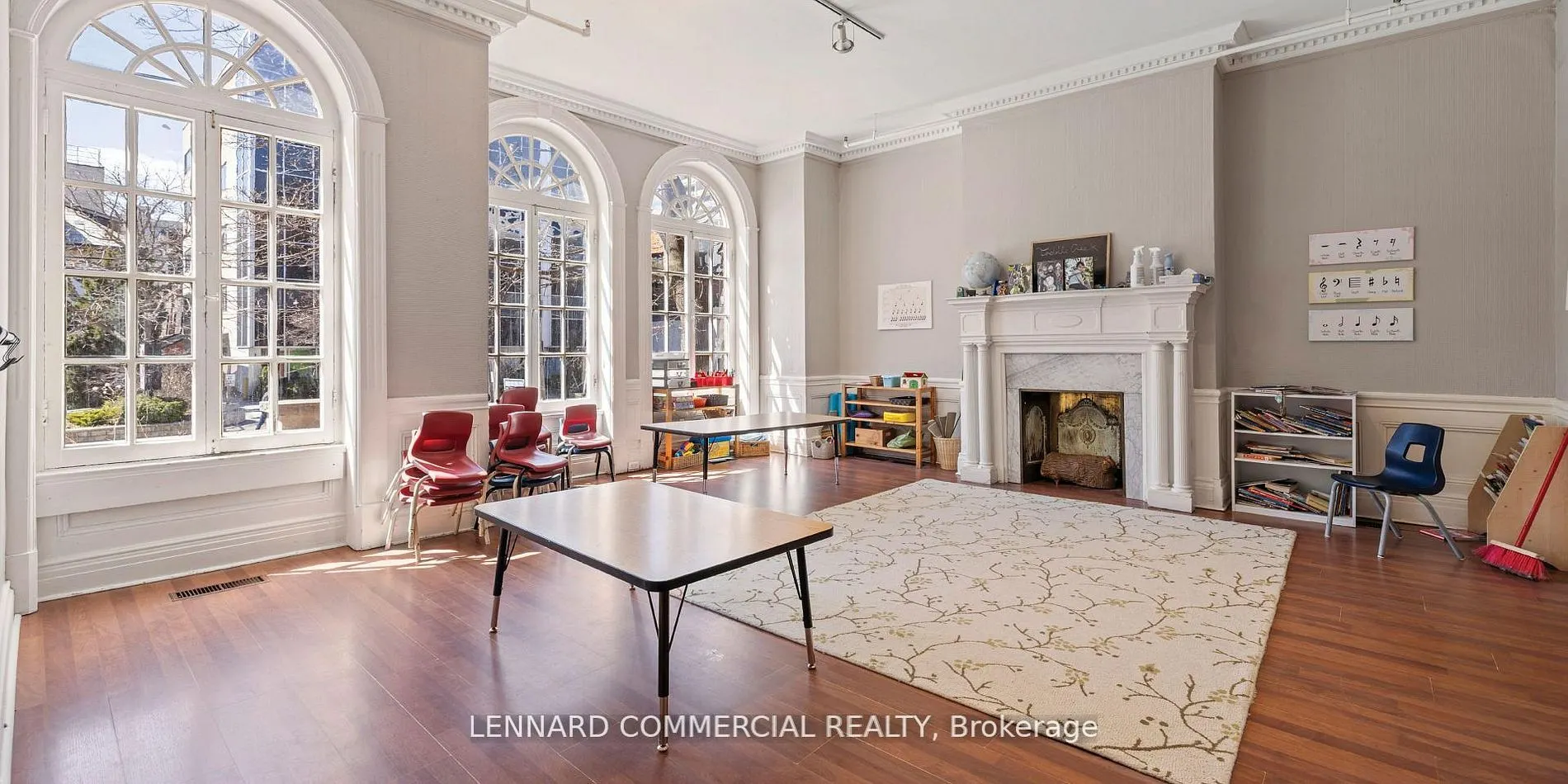 39 Spadina Road