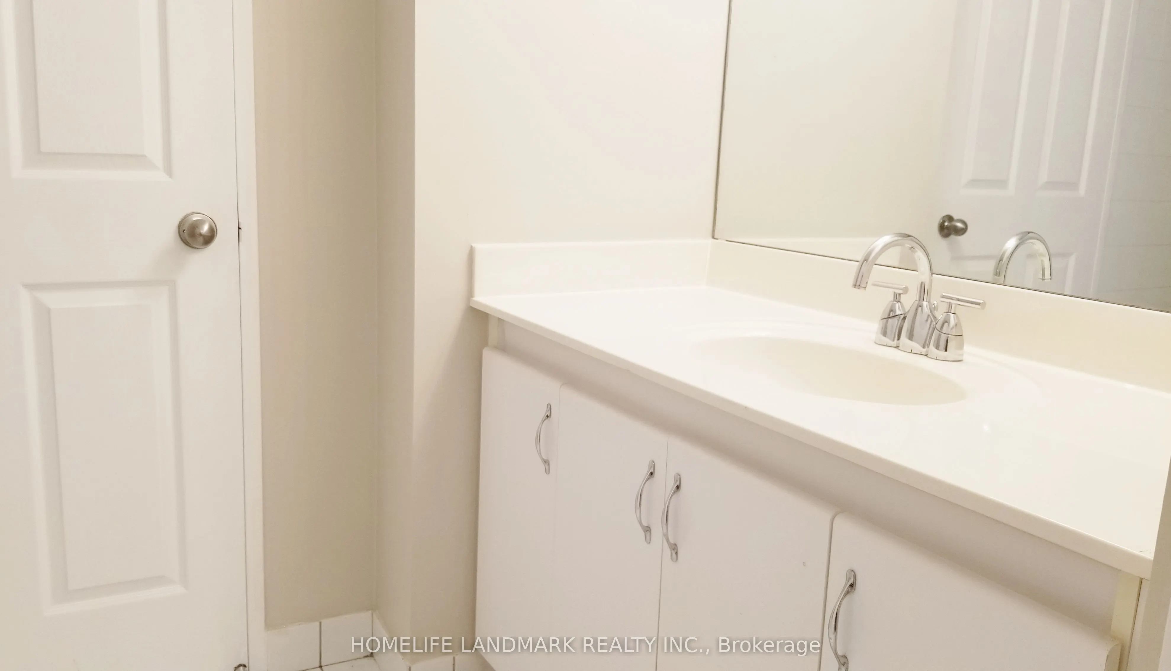 24 Wellesley Street W #1410