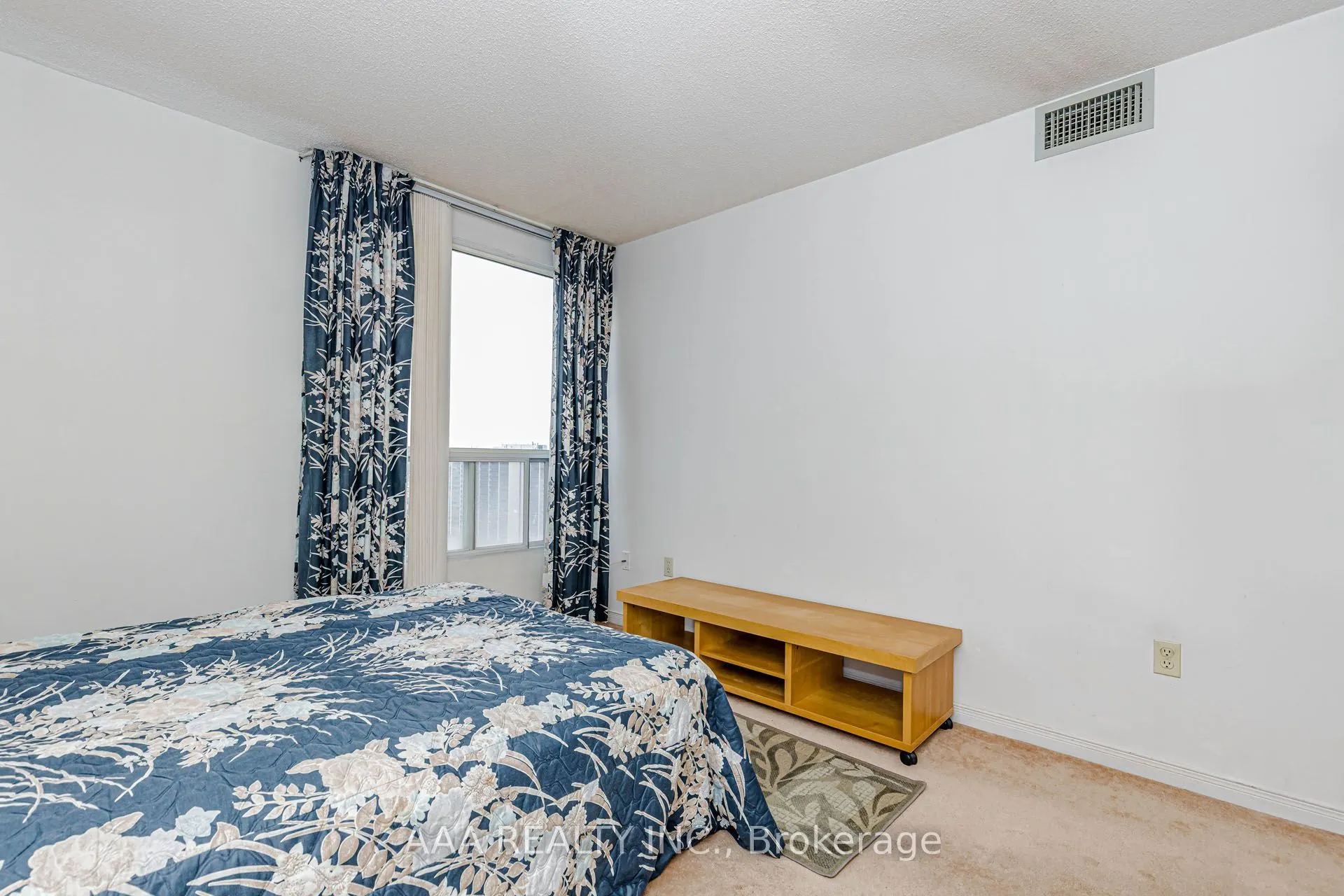 5 Concorde Place #2101