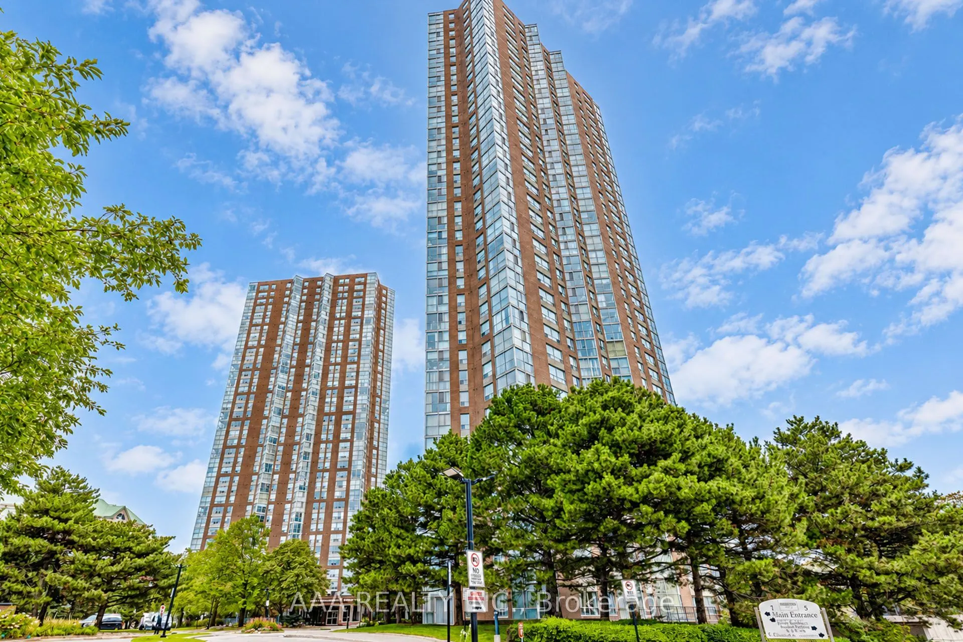 5 Concorde Place #2101