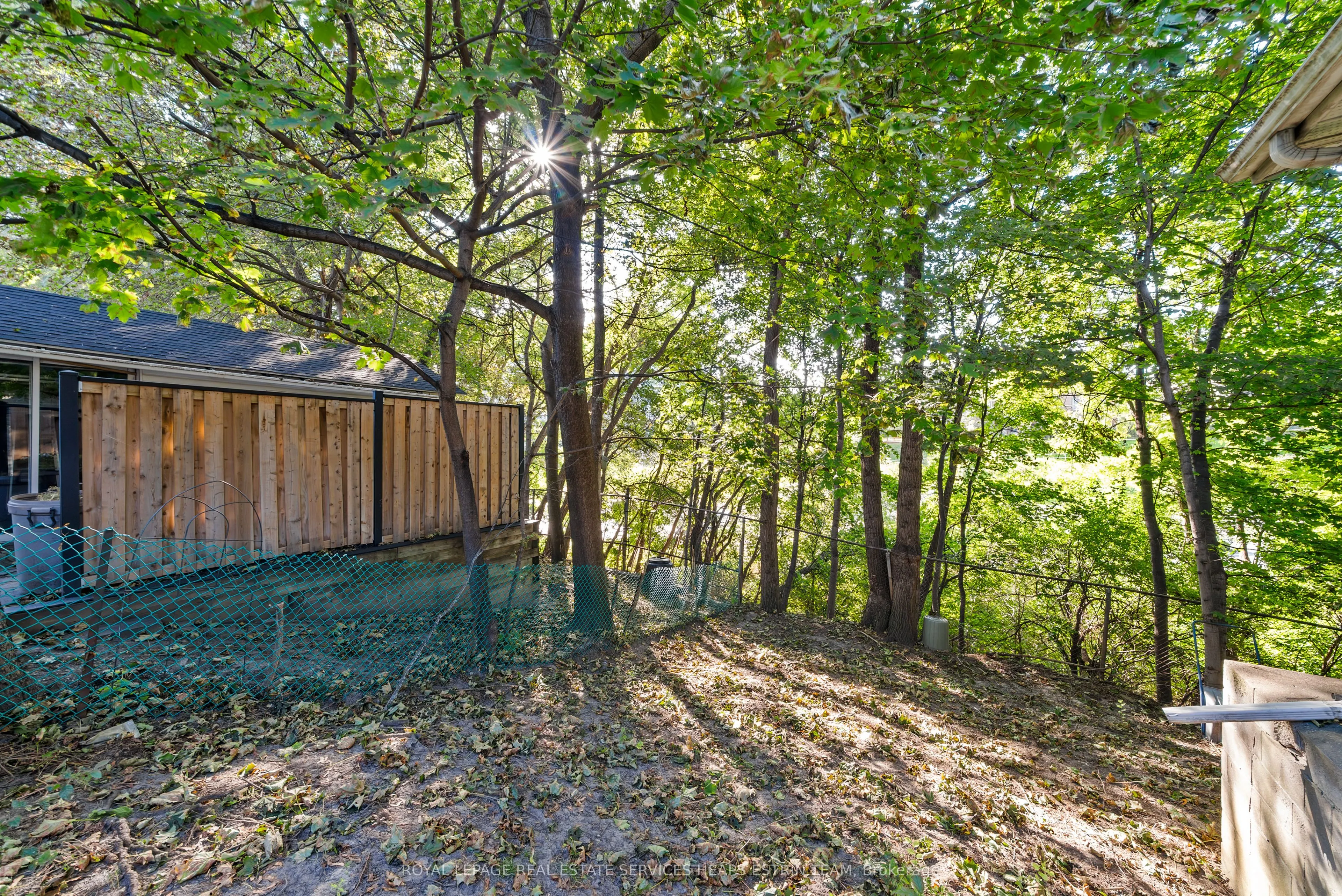 63 Thursfield Crescent