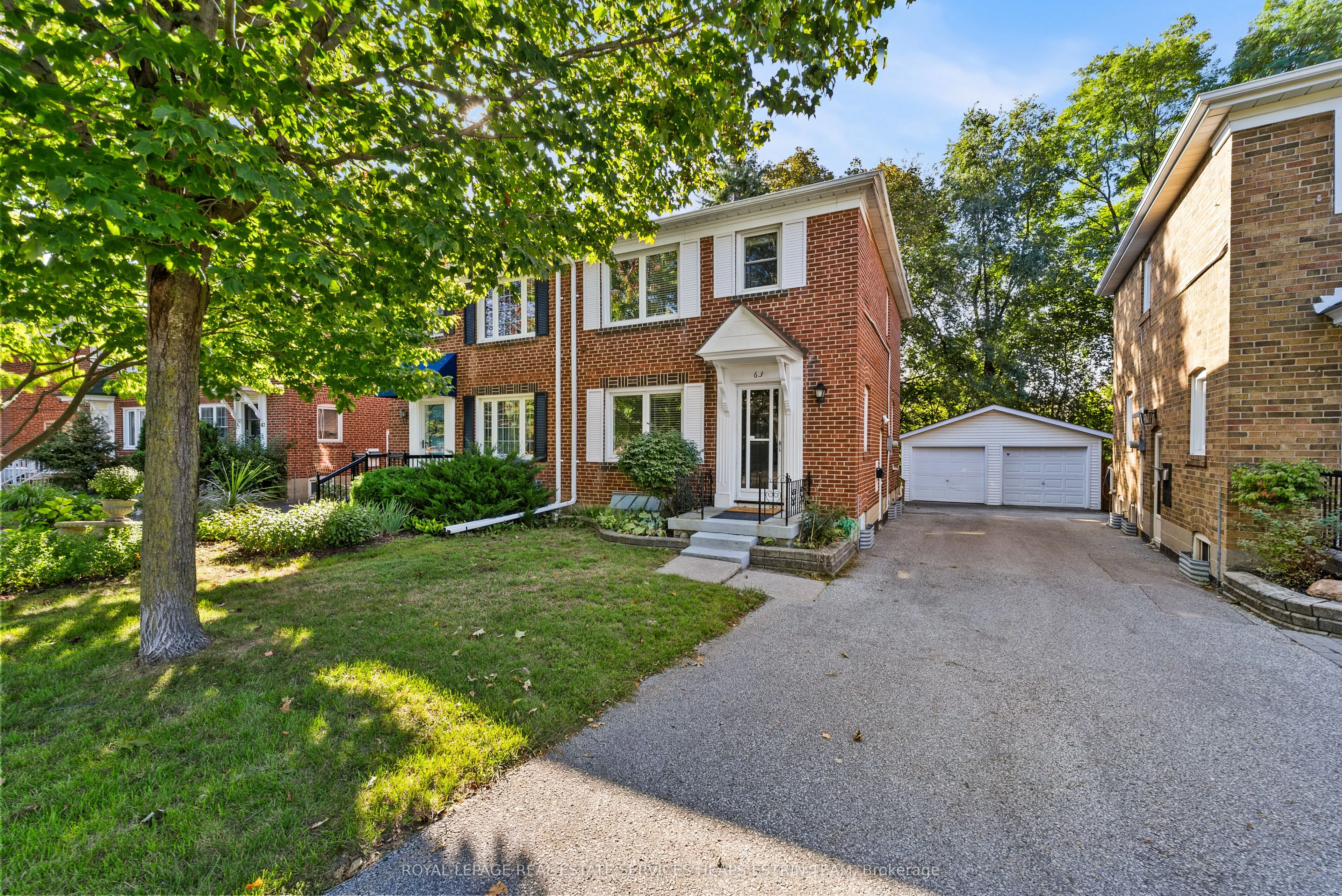 63 Thursfield Crescent