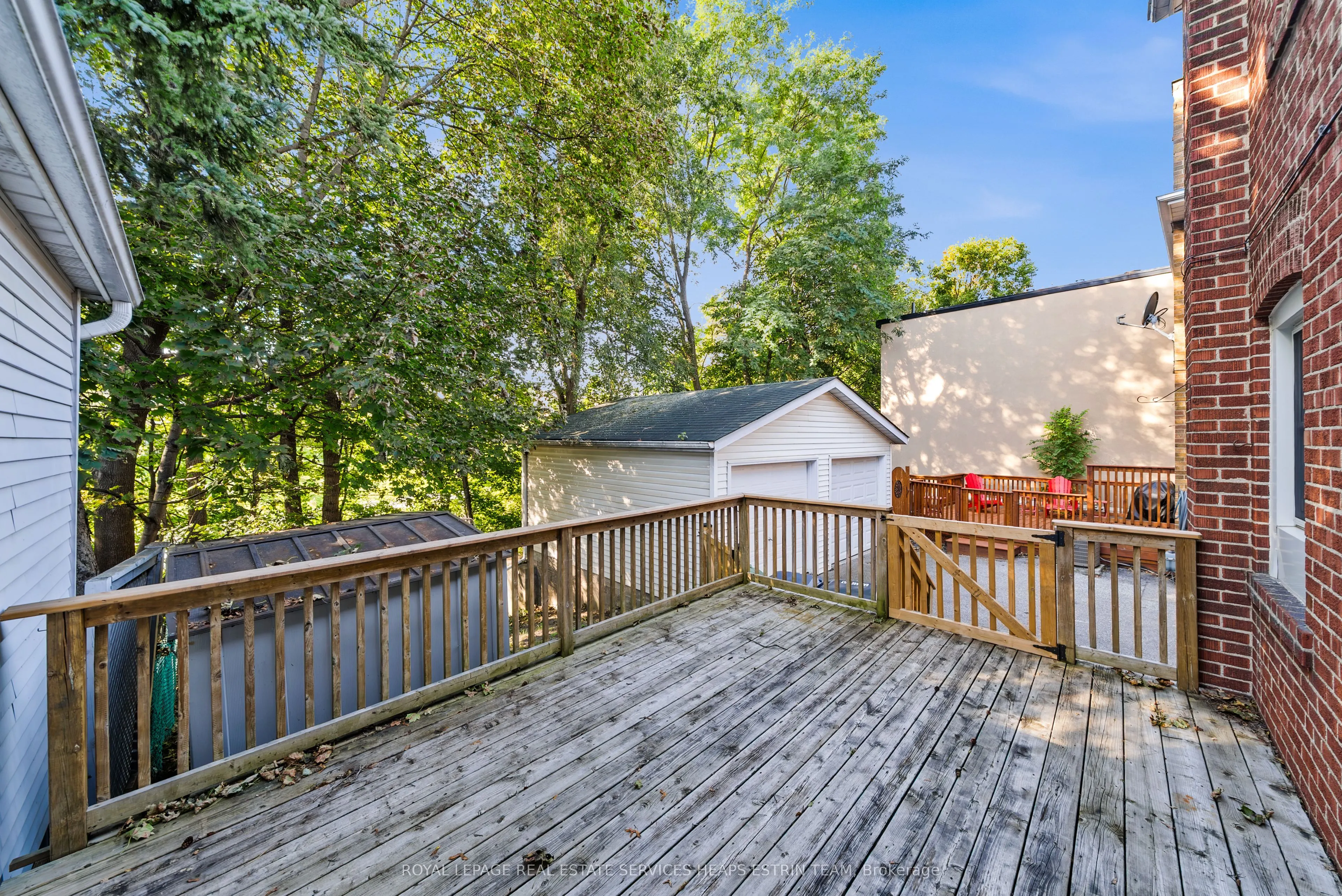 63 Thursfield Crescent