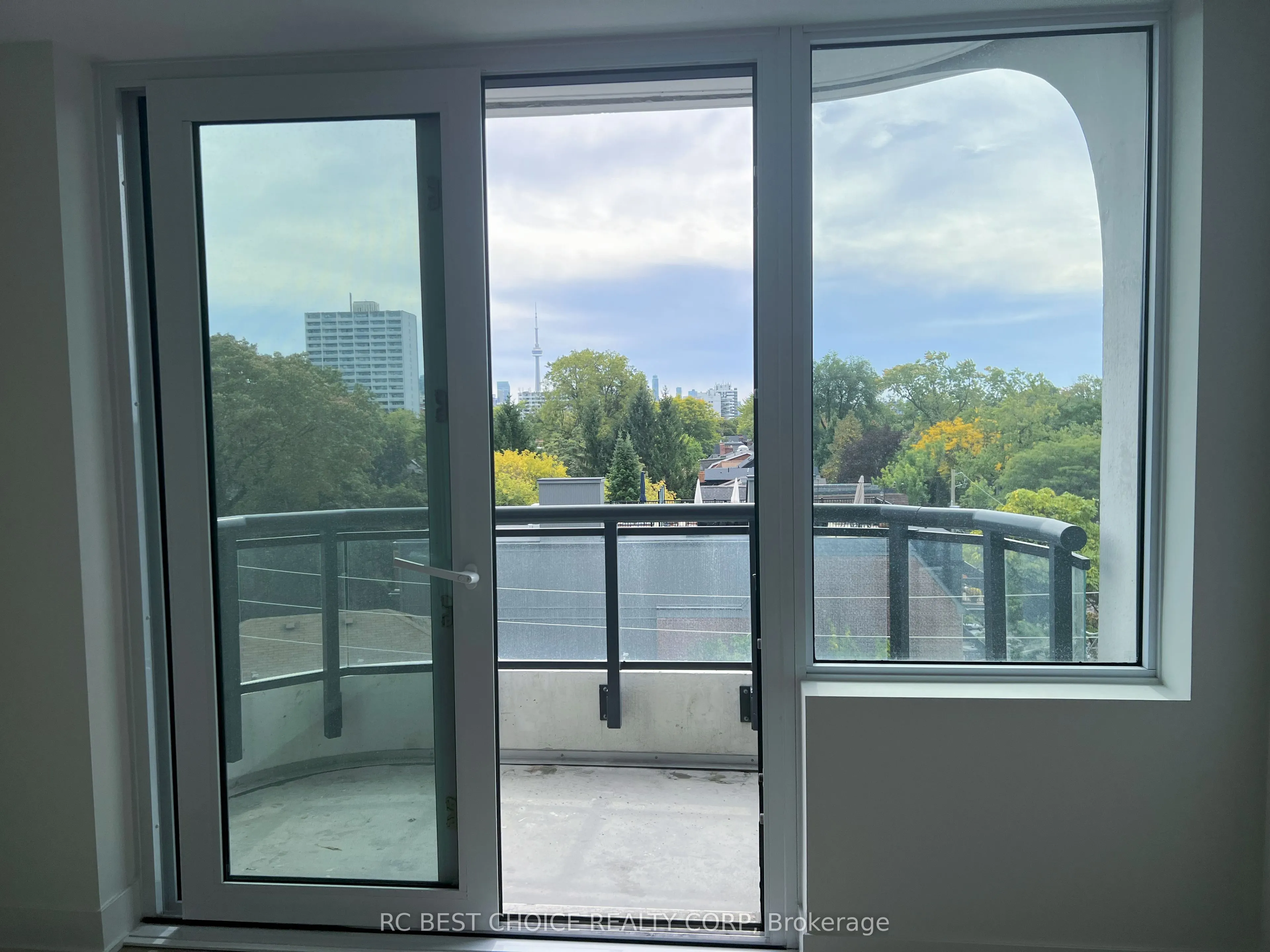 322 Dupont Street #503