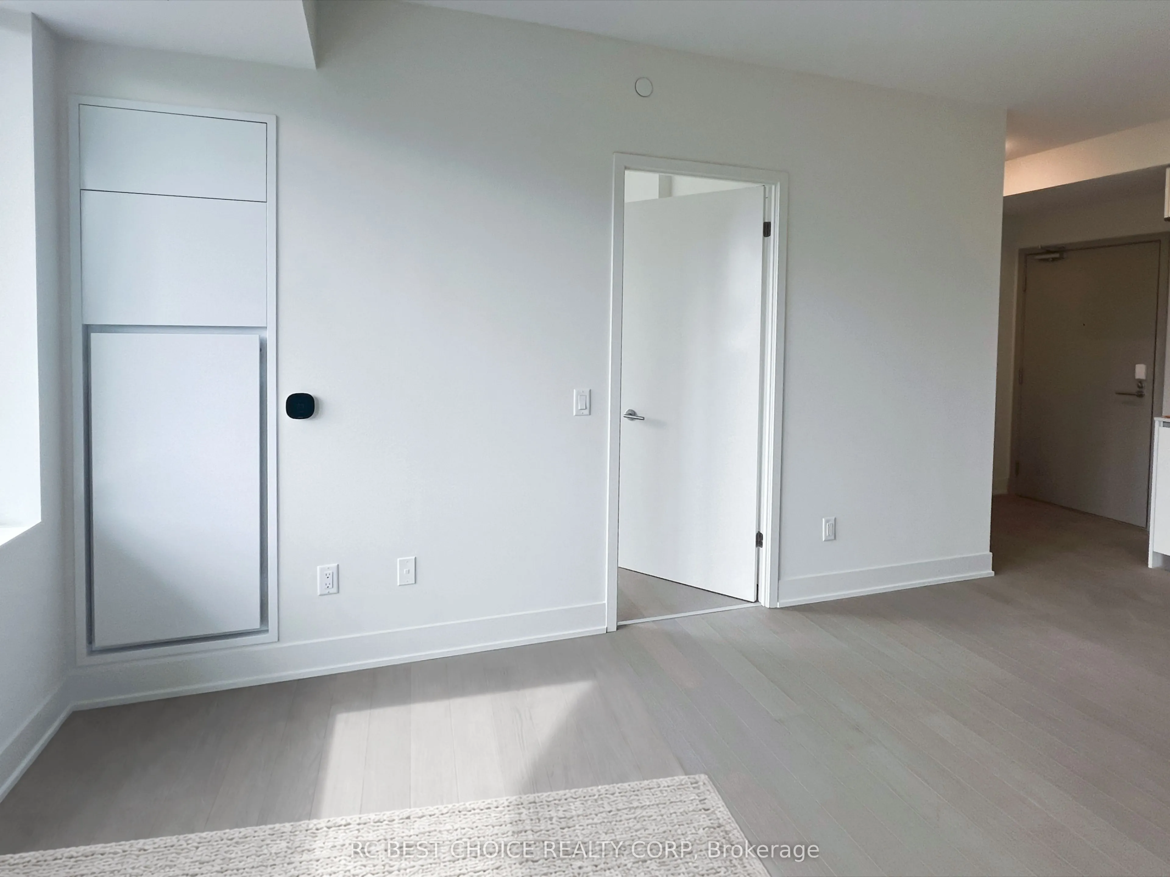 322 Dupont Street #503
