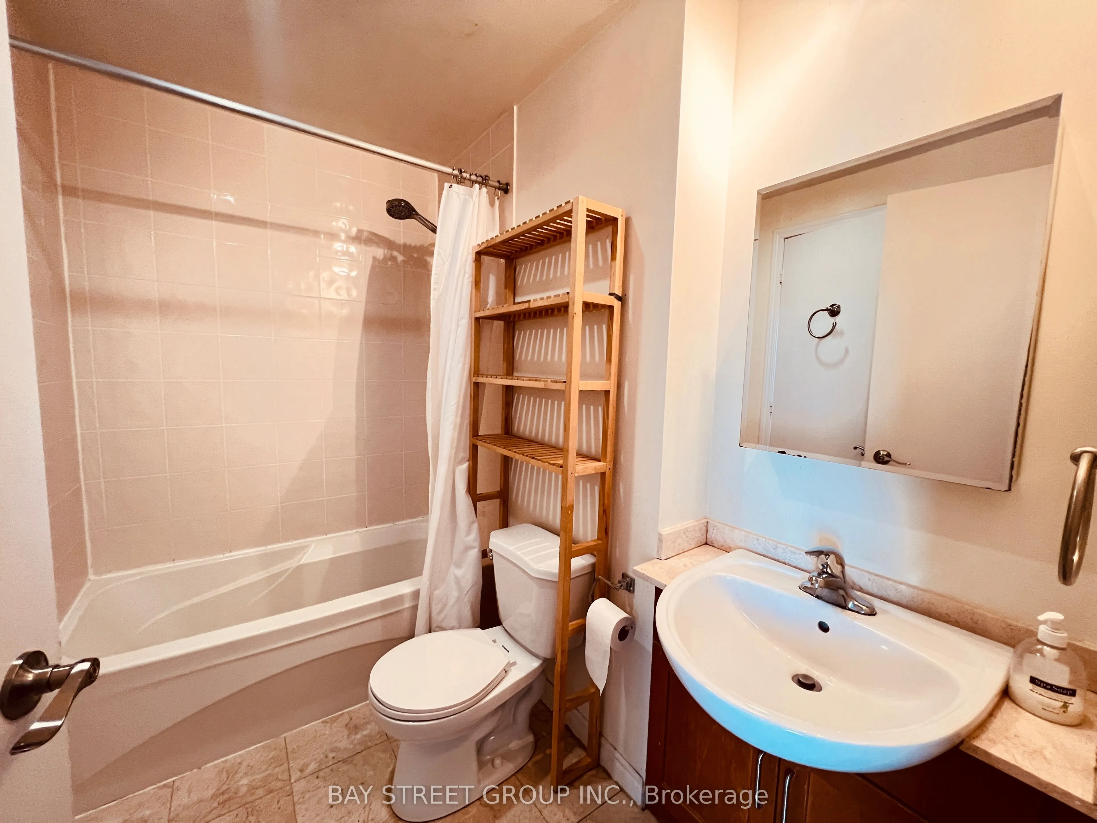 60 Byng Avenue #2107