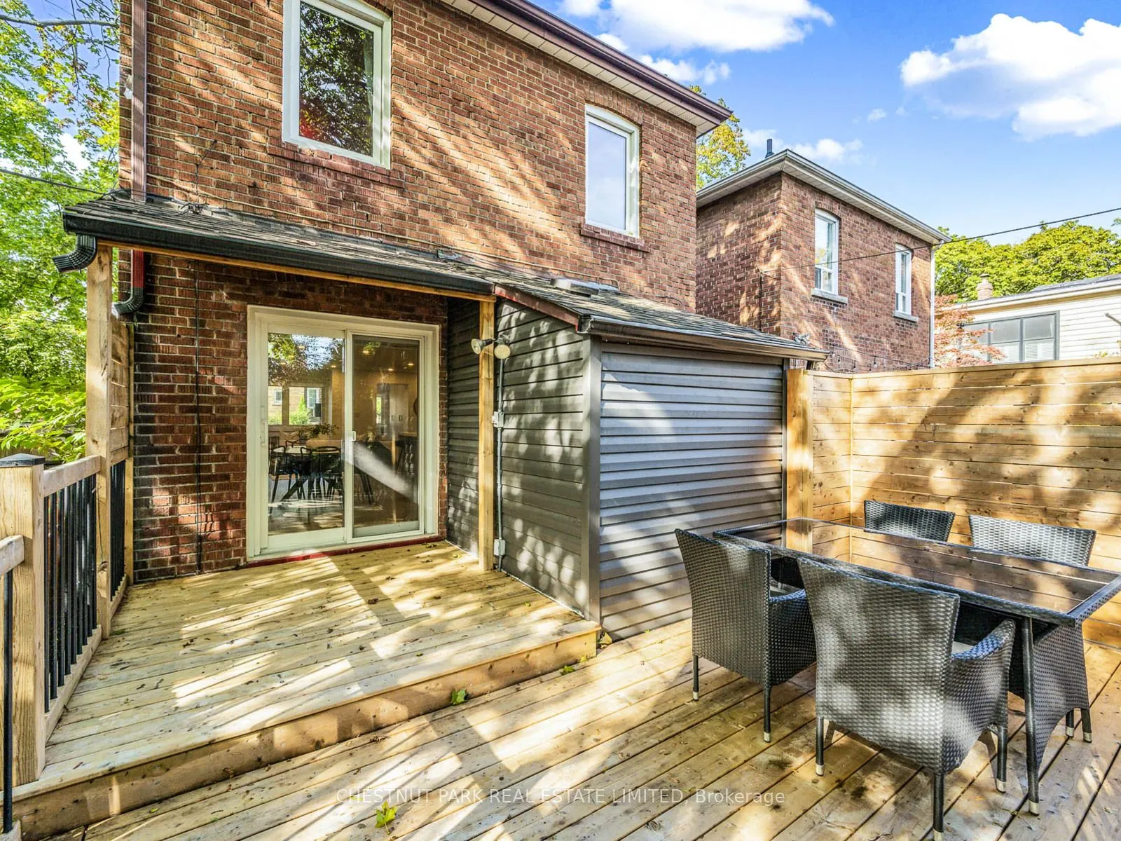 629 Duplex Avenue
