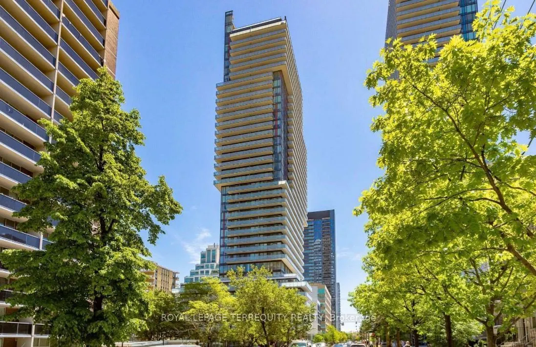 185 Roehampton Avenue #1502