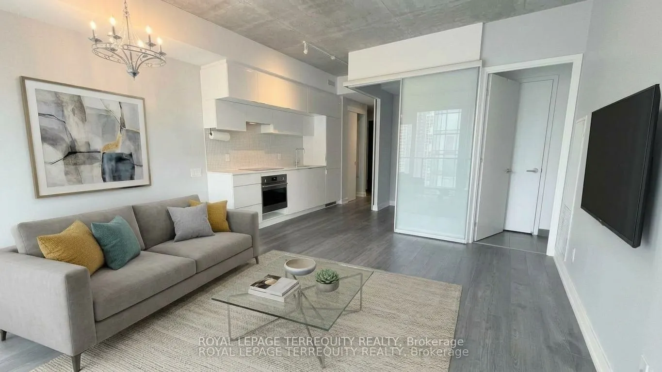 185 Roehampton Avenue #1502