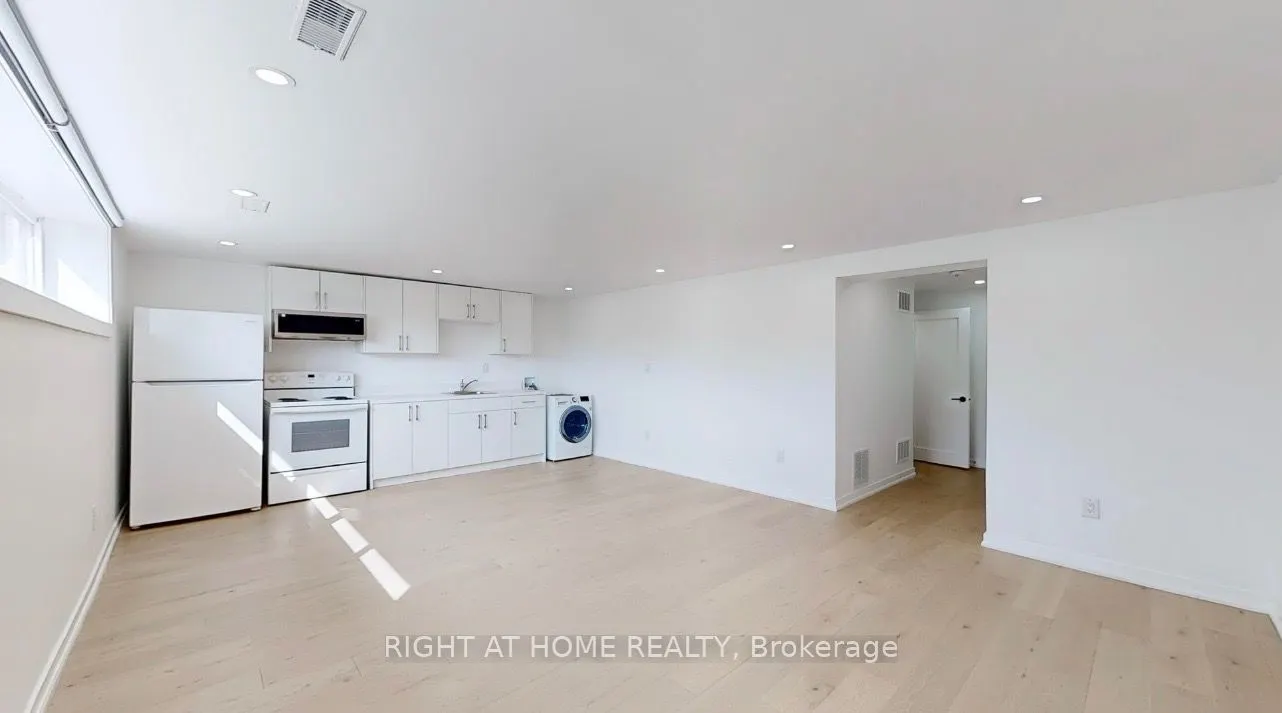 118 Clifton Avenue #Basement/Studio
