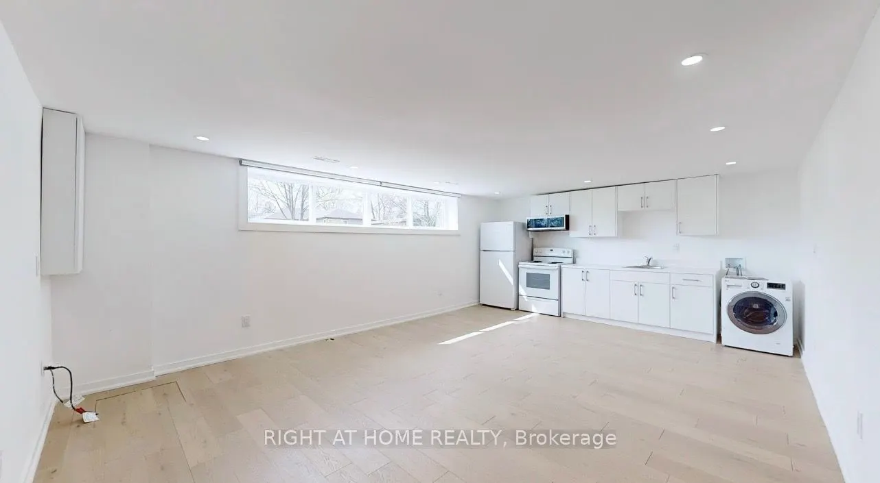 118 Clifton Avenue #Basement/Studio