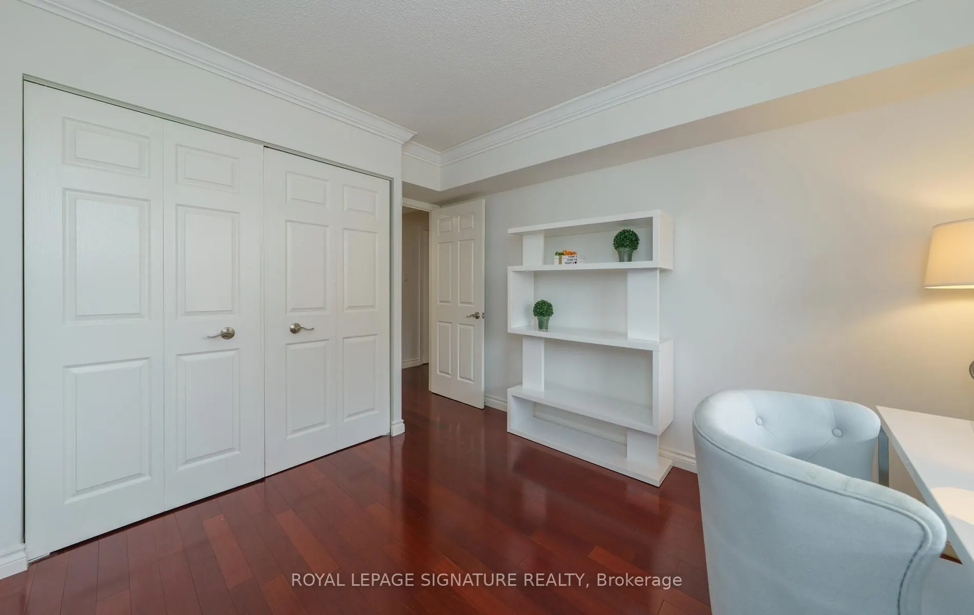 215 The Donway West W #216
