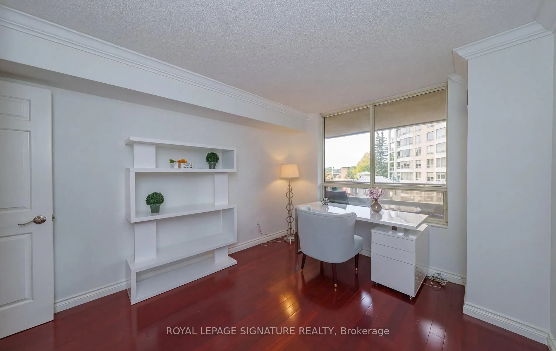 215 The Donway West W #216