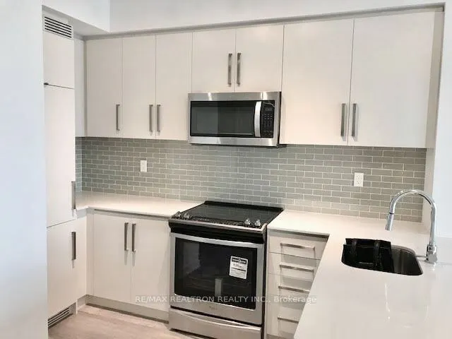 5180 Yonge Street #2204