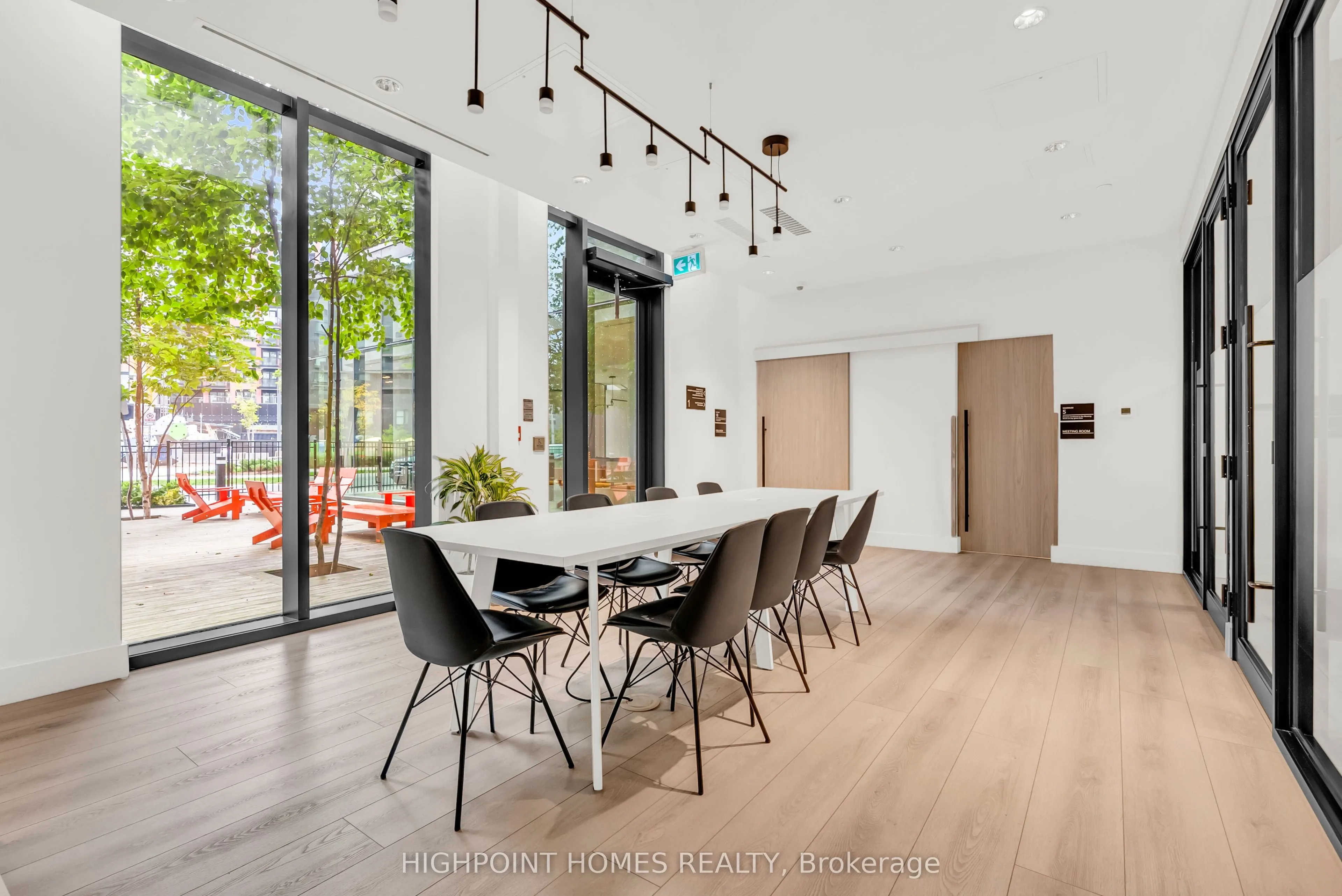 30 Tretti Way #610