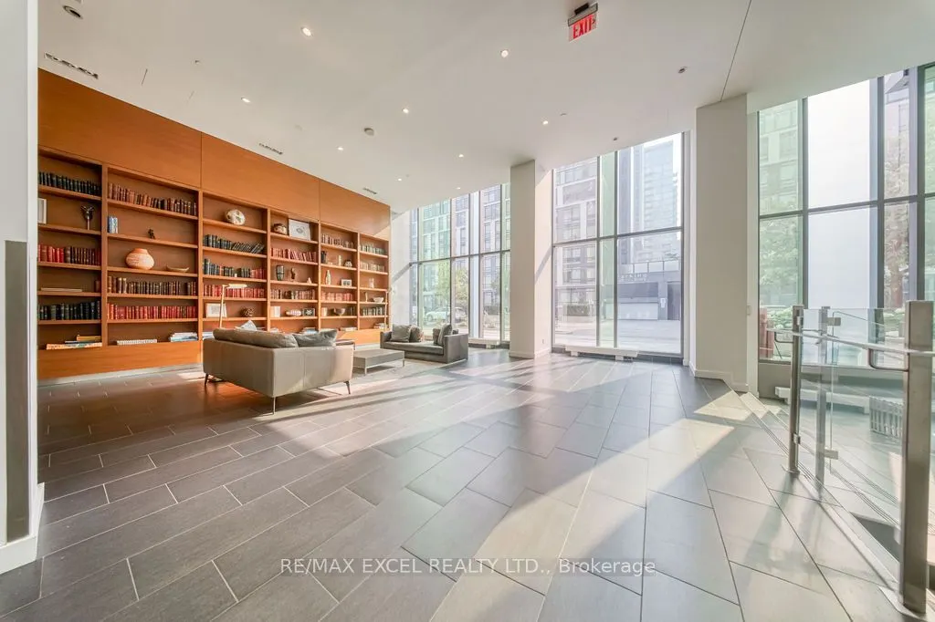 170 Fort York Boulevard #1301