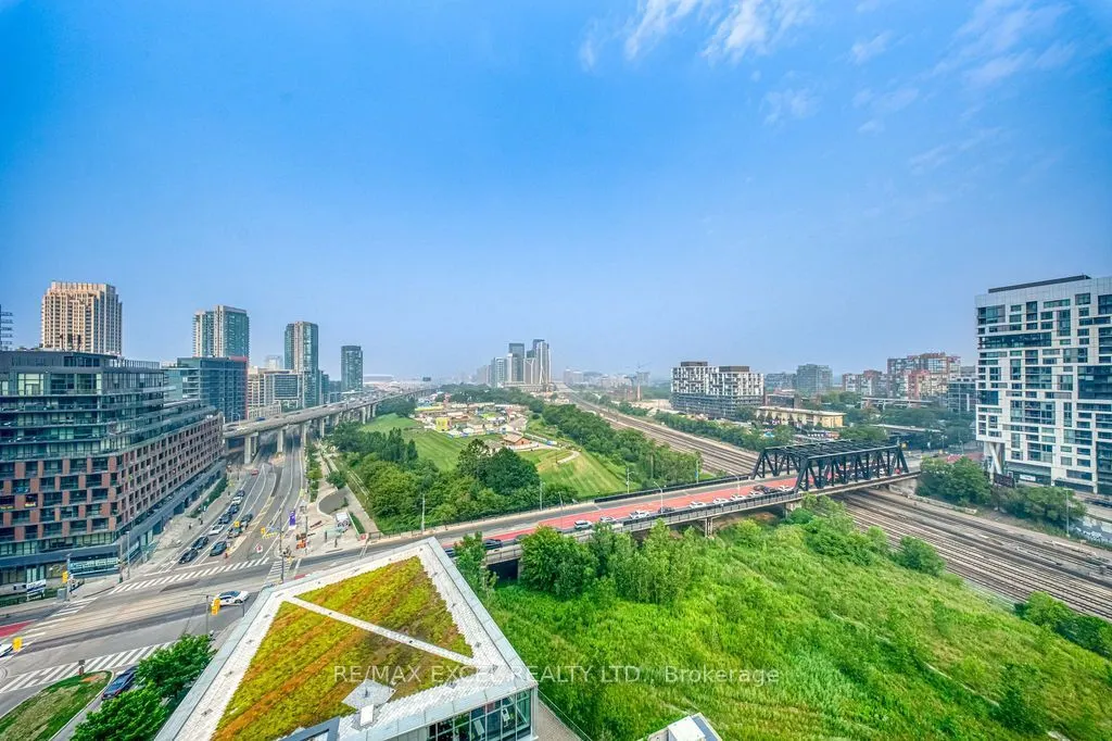 170 Fort York Boulevard #1301