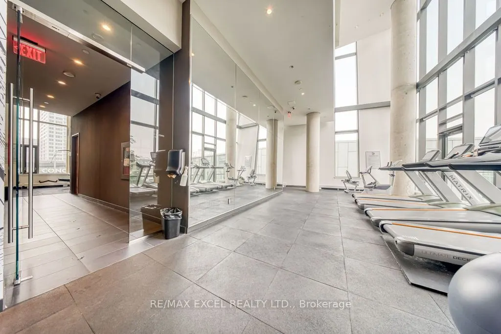 170 Fort York Boulevard #1301