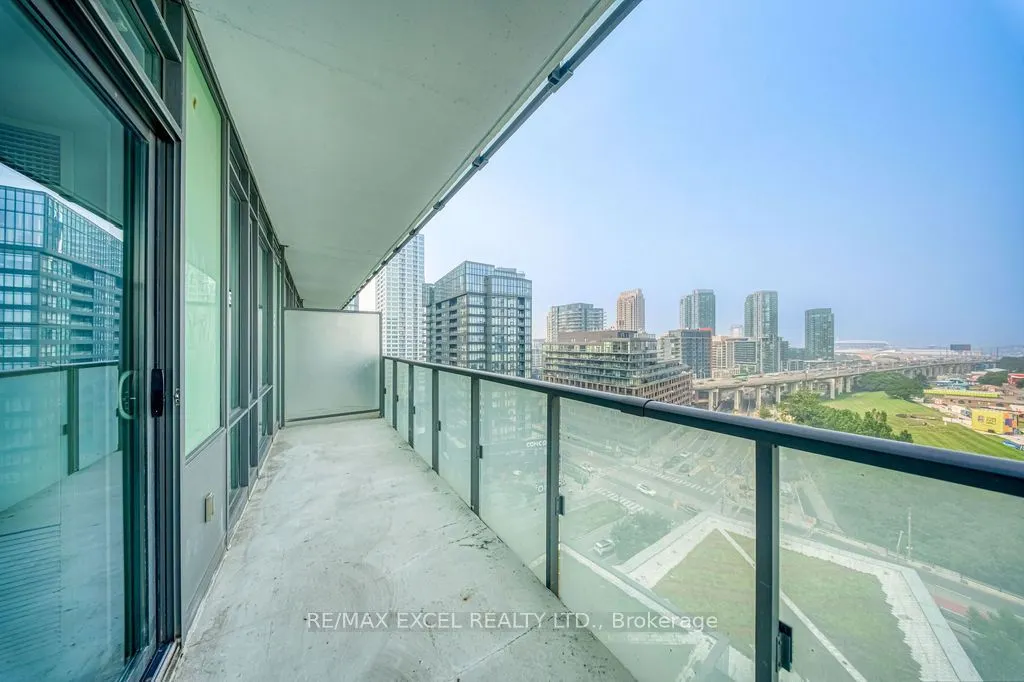 170 Fort York Boulevard #1301