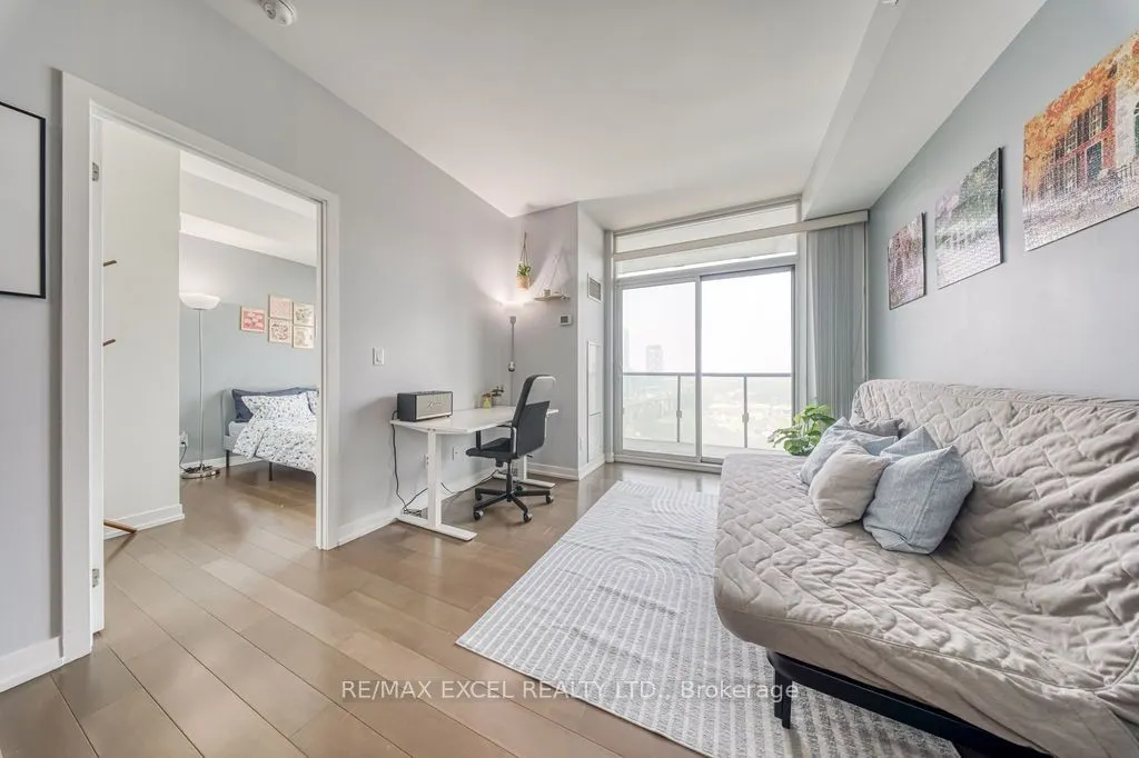 170 Fort York Boulevard #1301
