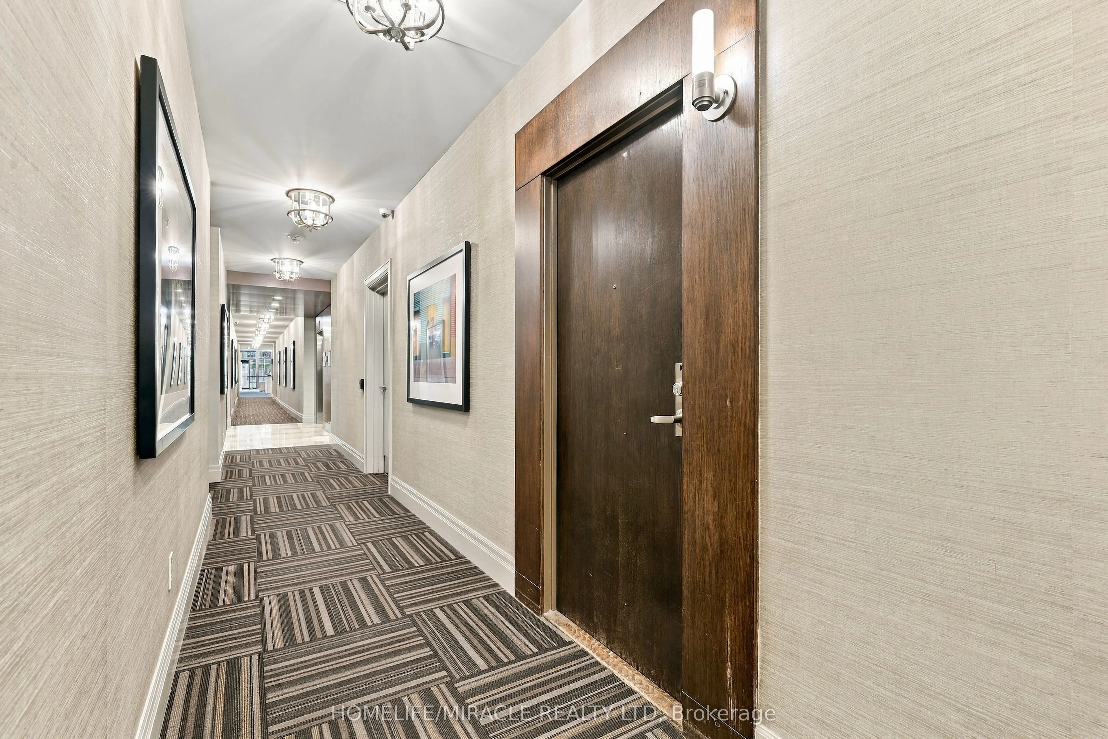 35 Hollywood Avenue #102