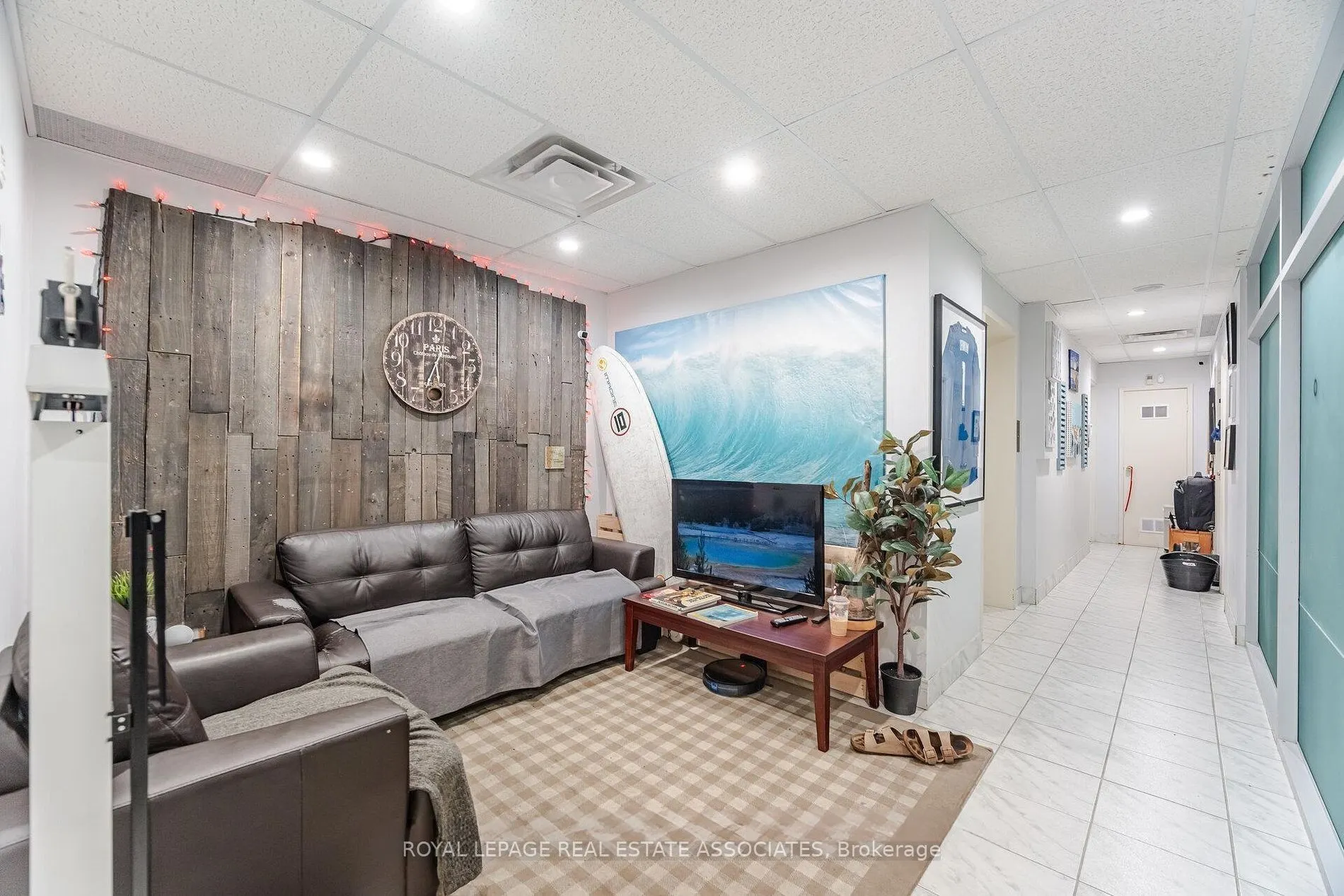 799 Bloor Street W